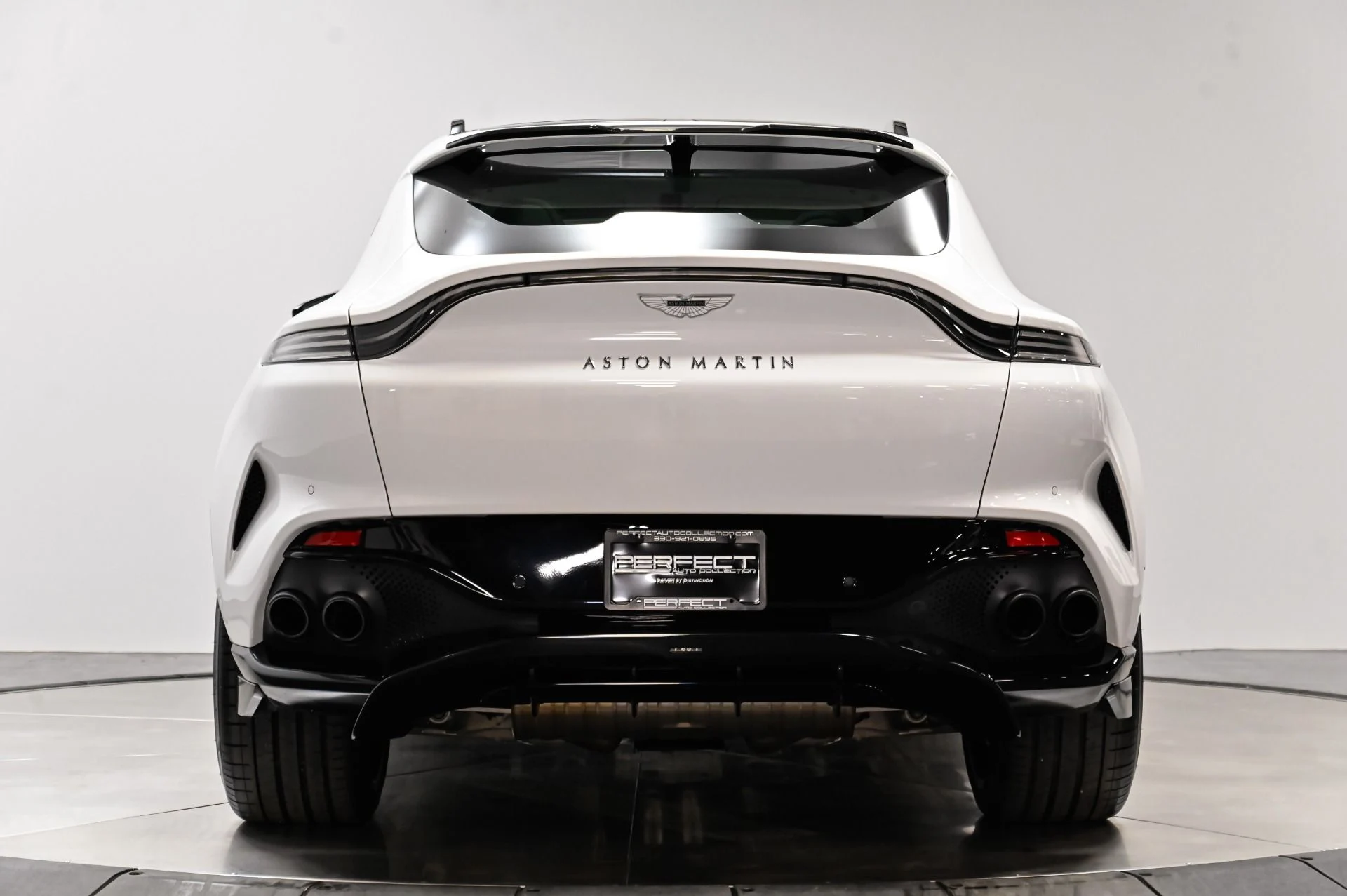 mph031_3100320898_Used_2023_Aston_Martin_DBX_707_1791313494_56ea785c71