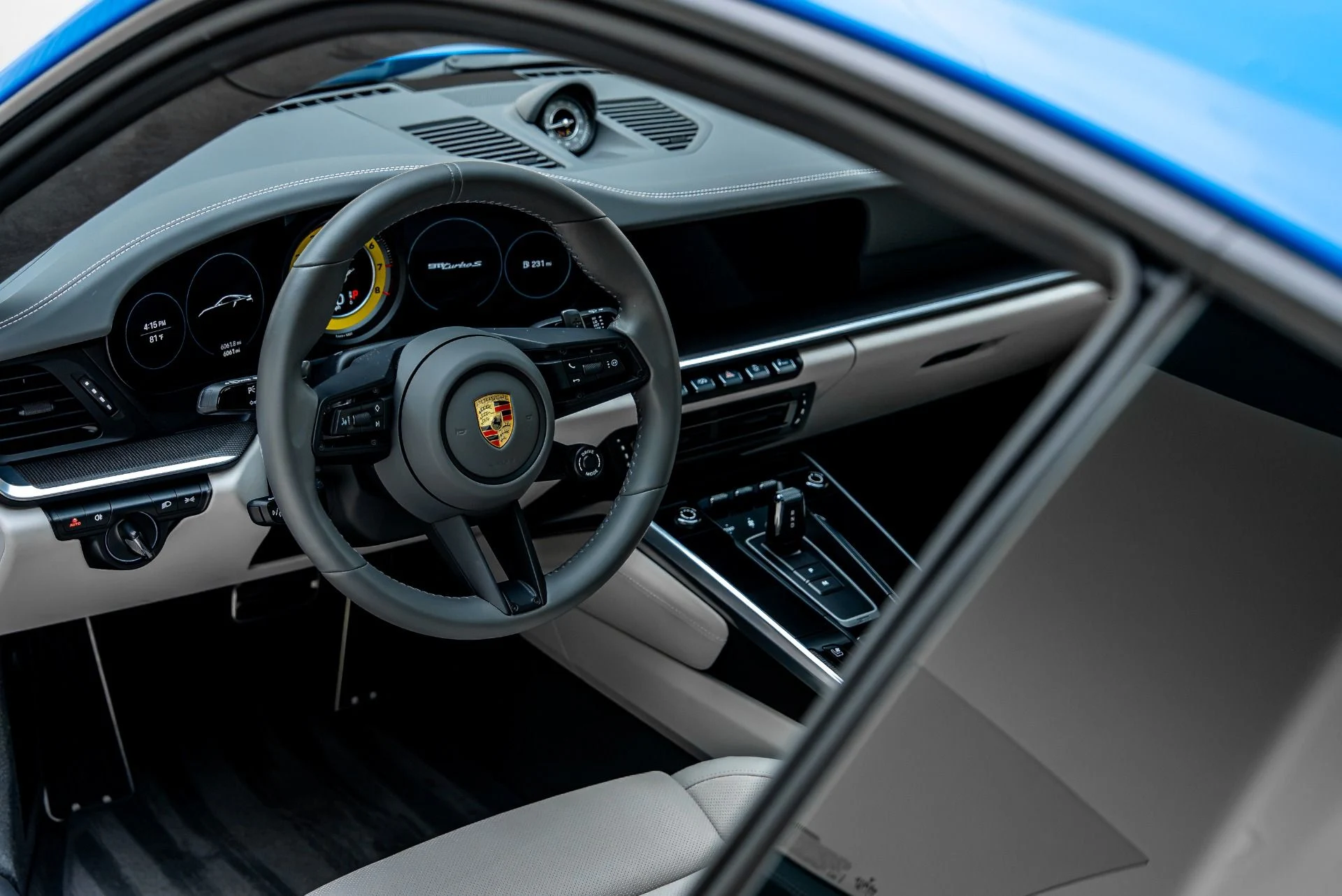 mph031_31026872_Used_2023_Porsche_911_Turbo_S_1784604654_70ba280419