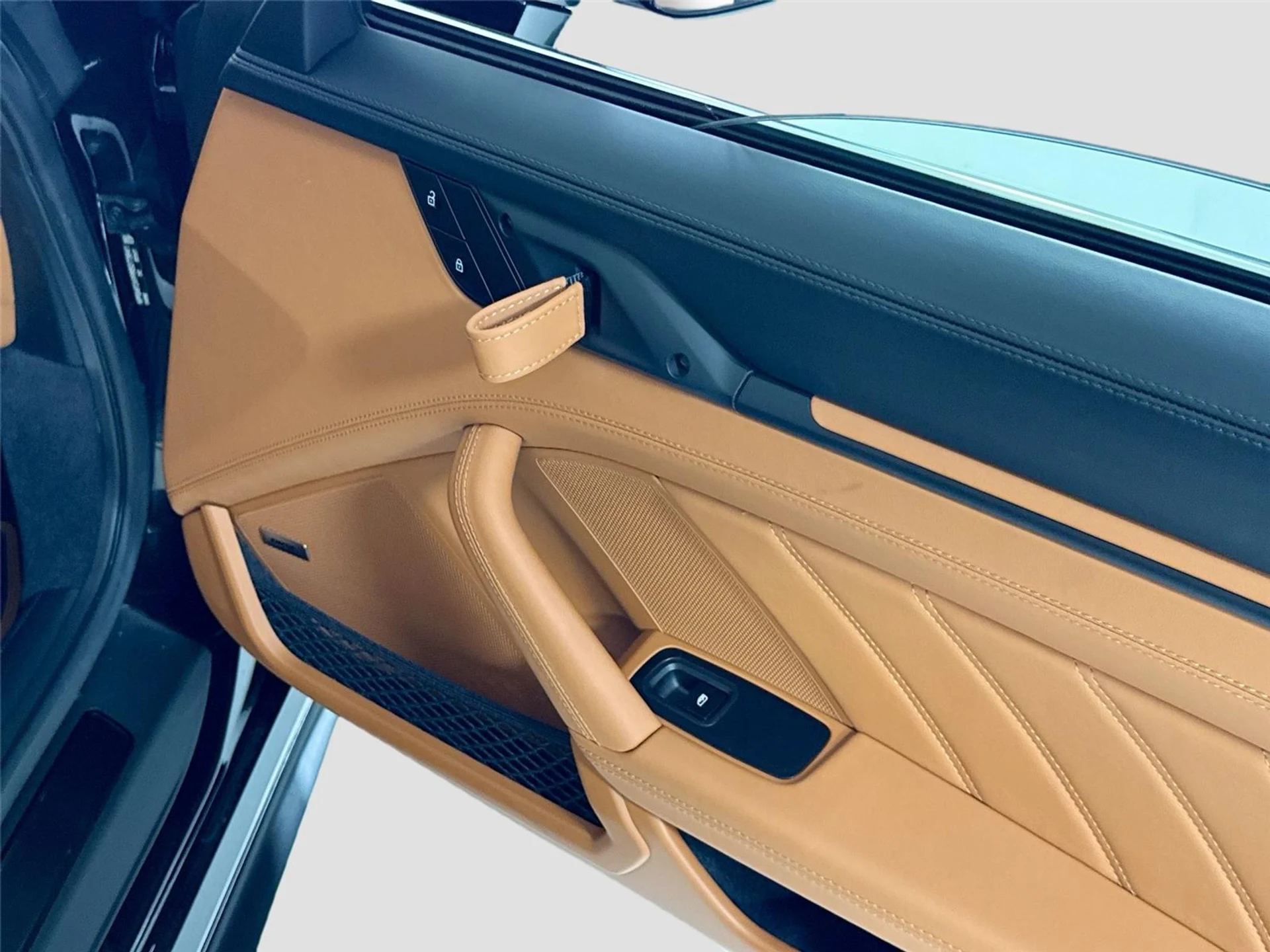 mph031_3105180864_933fd446f8c1ce68e4802a70e311a283_04701d8fd4