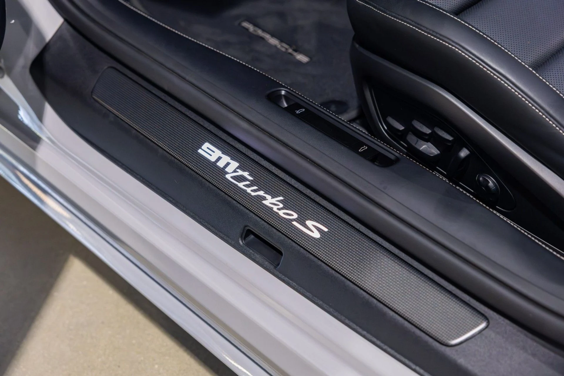 mph031_3110821651_Cg_6897cbb8c9