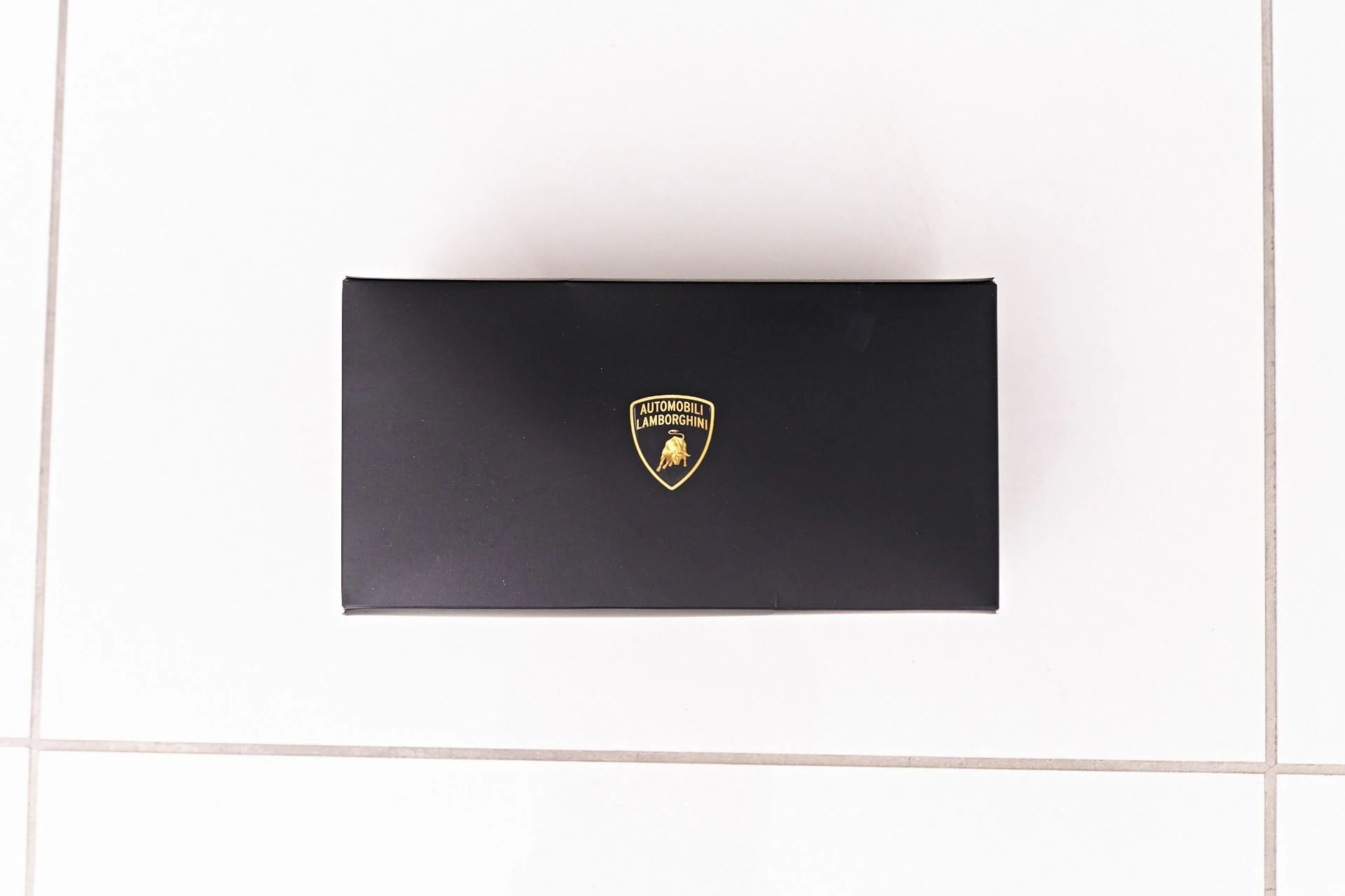 mph031_3112482697_Used_2024_Lamborghini_Revuelto_Base_1755224841_8707732235