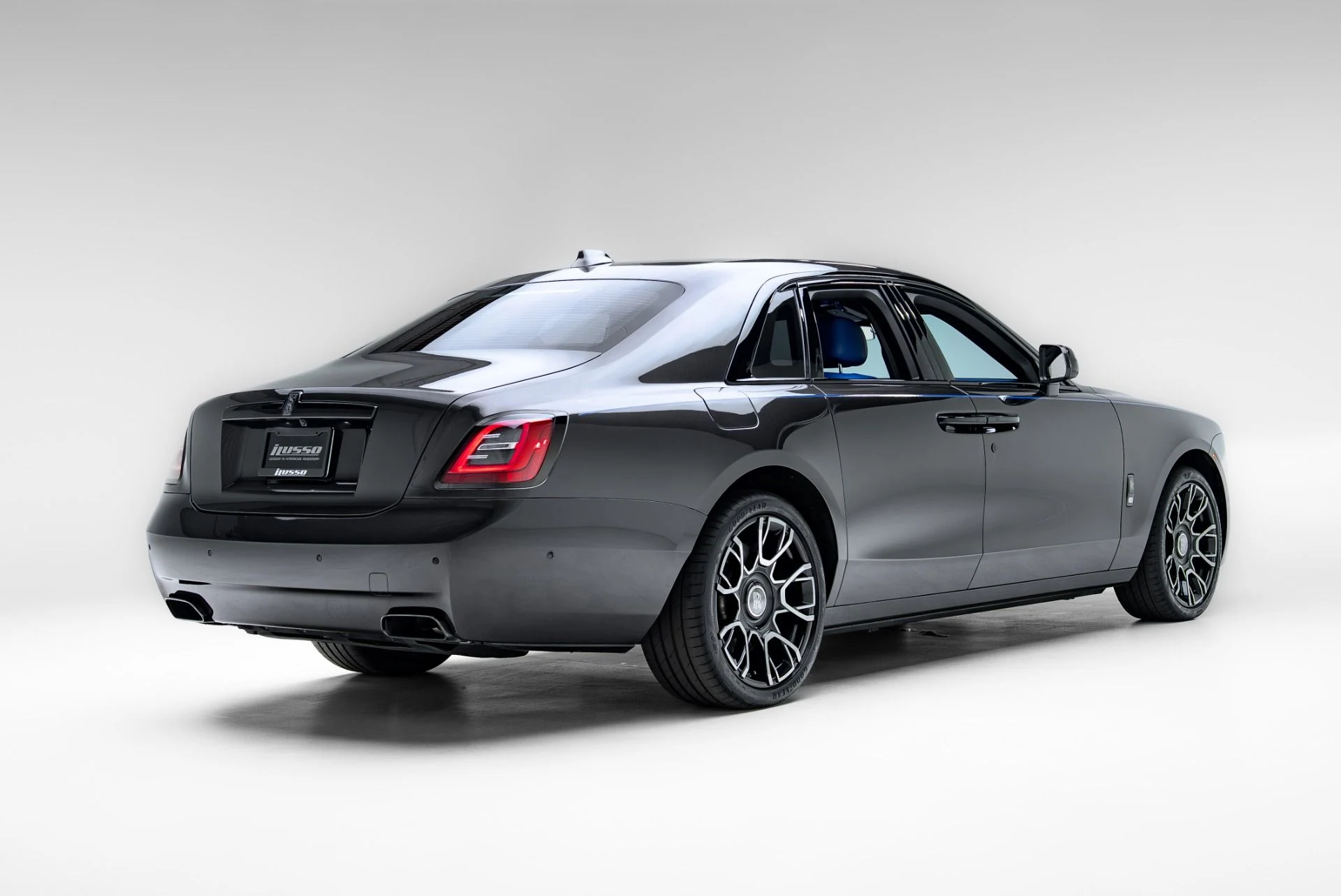 mph031_3123050936_Used_2023_Rolls_Royce_Black_Badge_Ghost_1776470002_70a099279e