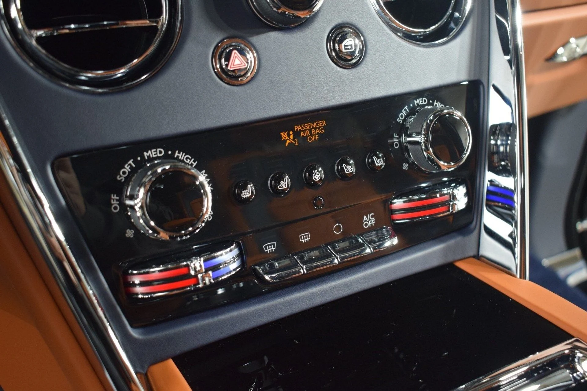 mph031_3123065330_a6143eee7d98f3ea66ae06d940a3d909x_2698de6e45