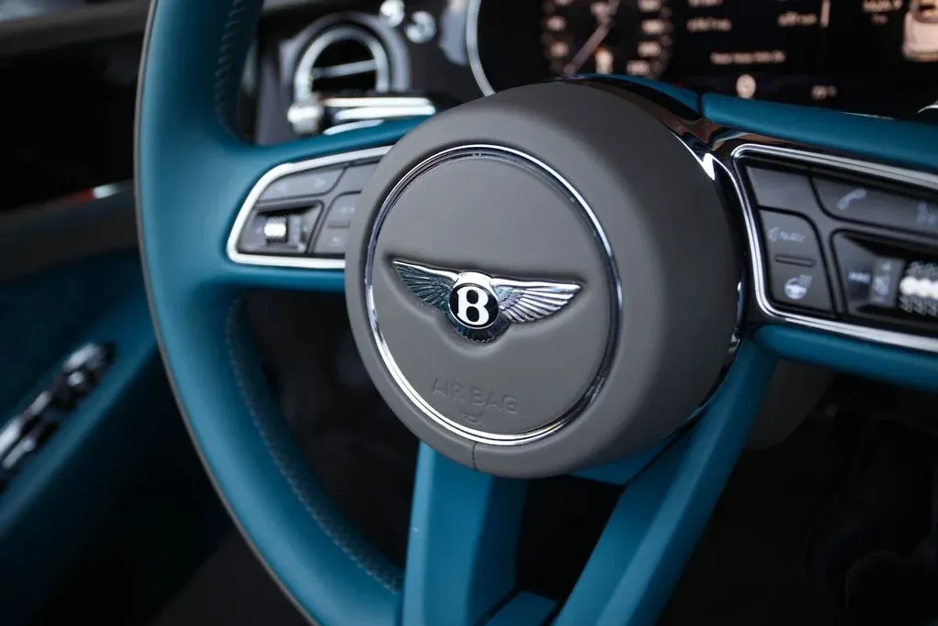 mph031_3128886123_37e41ca733408c9cf90608cef186279b_b09c76992e