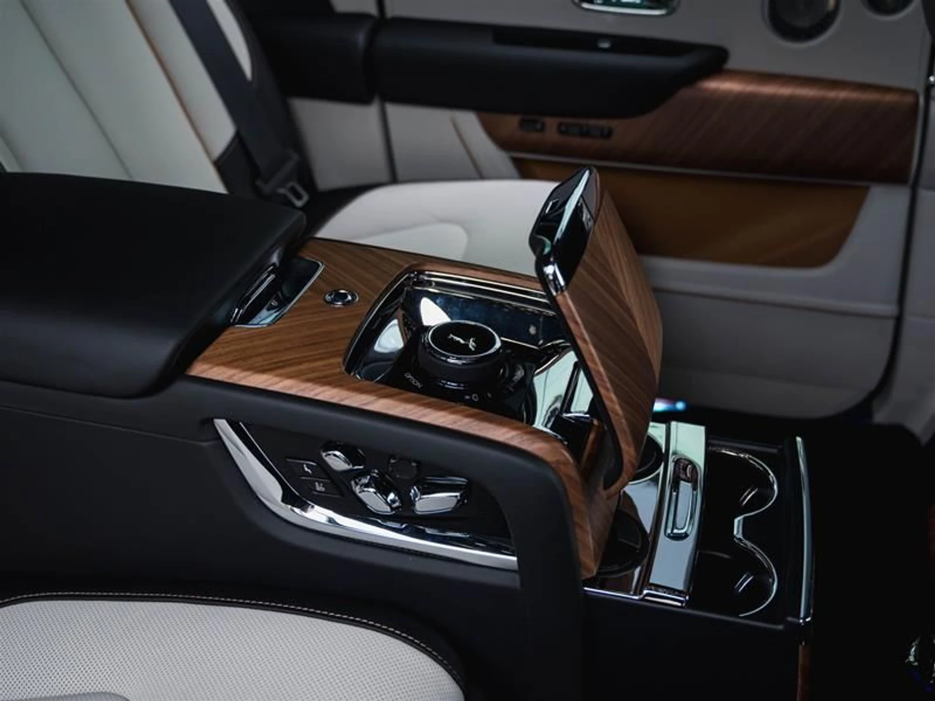 mph031_3135384721_rmshycba_970887f32e