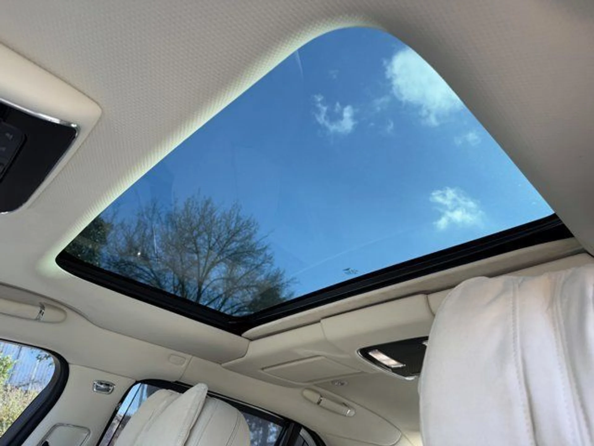 mph031_3137068146_99a23fc9a85b4c2f8a6b4a658a81627c_e7bd863647