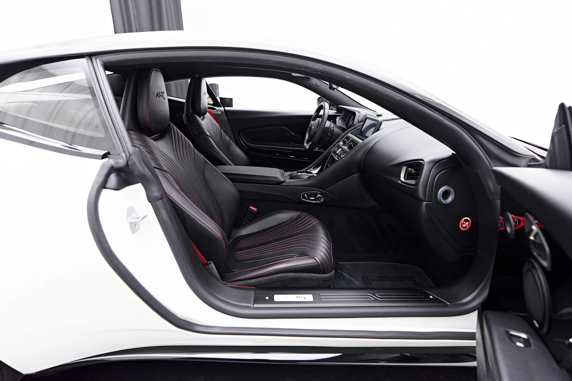 mph031_3148482878_Used_2020_Aston_Martin_DB_11_AMR_1756239362_c3ac100cc9
