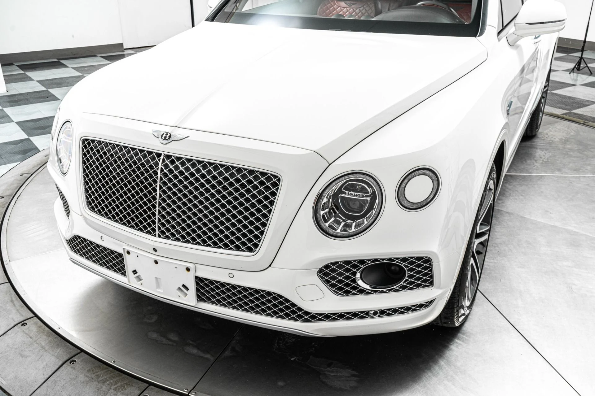 mph031_3149235950_Used_2018_Bentley_Bentayga_Activity_Edition_1786648864_81f744b021