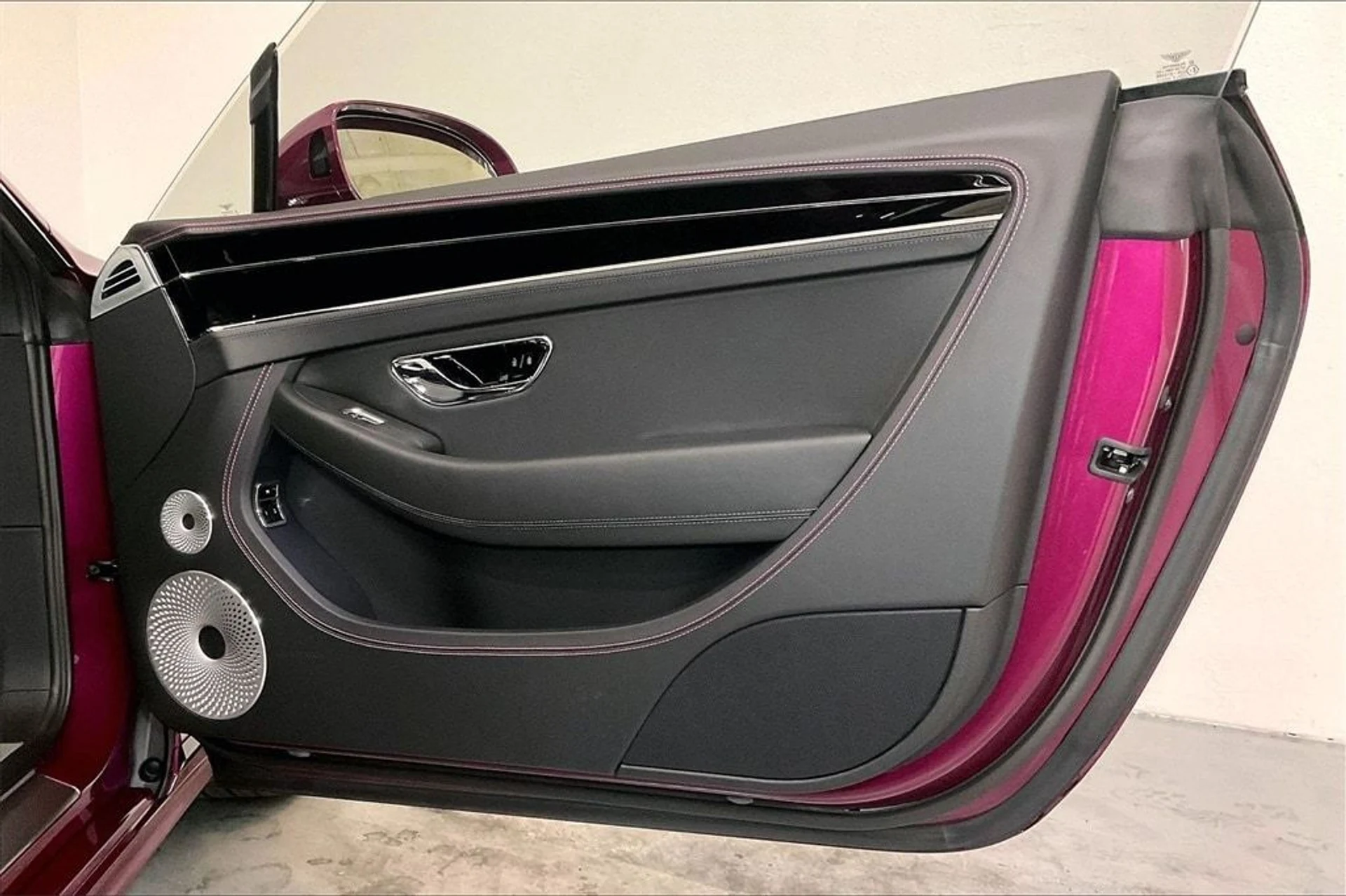 mph031_3154214887_353c8522df8db86d8c23616952dece93x_acd14aa996