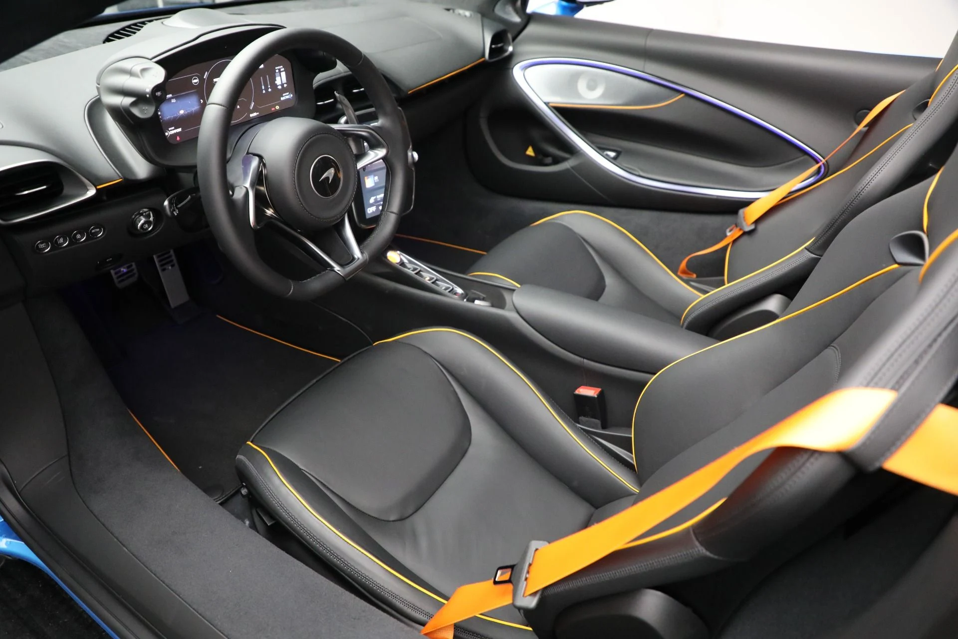 mph031_317413623_New_2025_Mc_Laren_Artura_Spider_Tech_Lux_c733bd1520