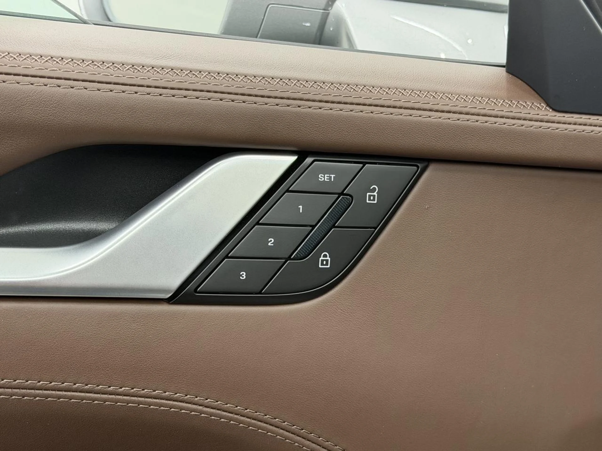 mph031_3196053566_02b5bc584555ef723e70fef6269088c0_0d608ff4d3