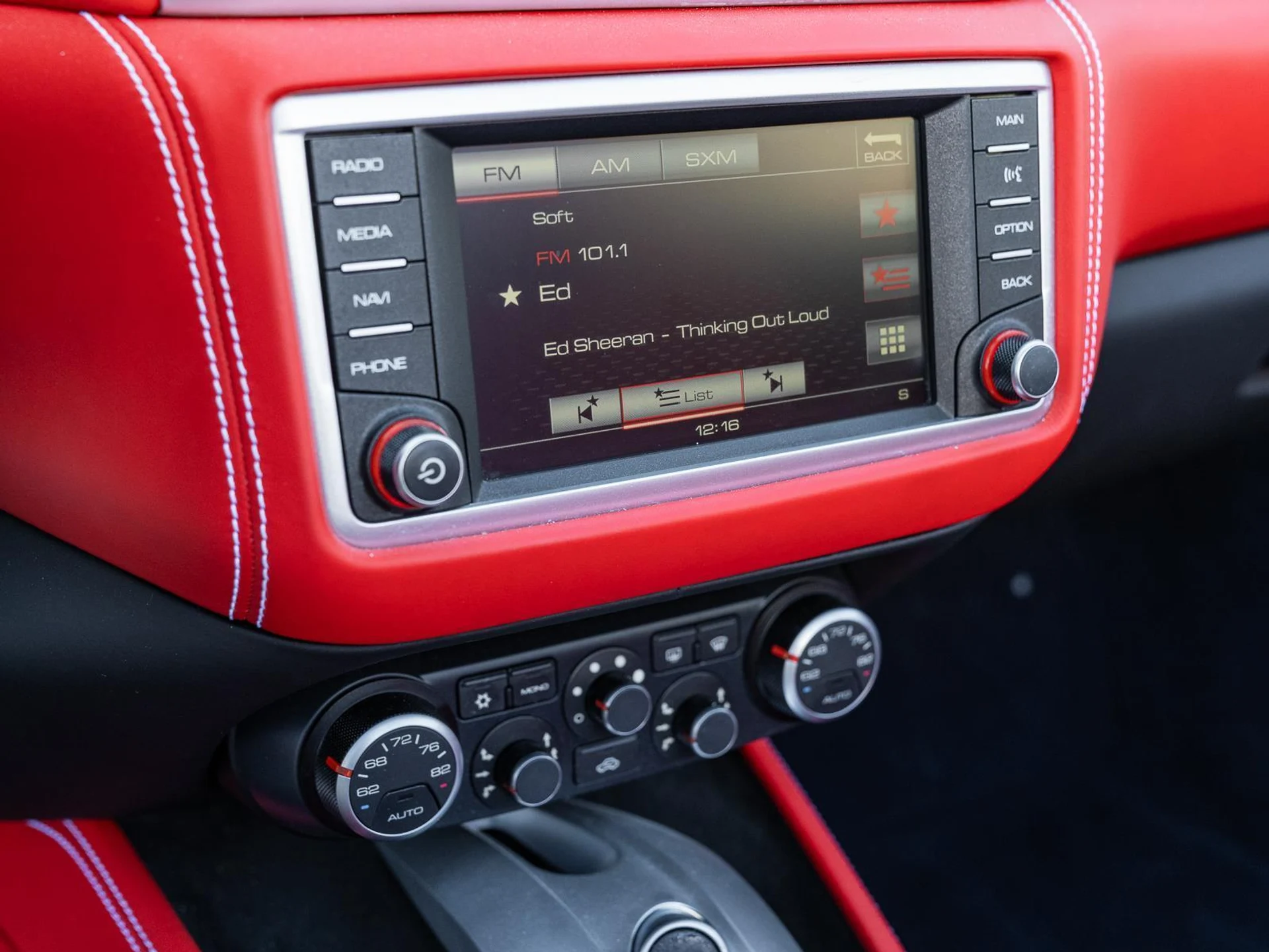 mph031_3202210682_Used_2016_Ferrari_California_T_1770806114_512872cc64