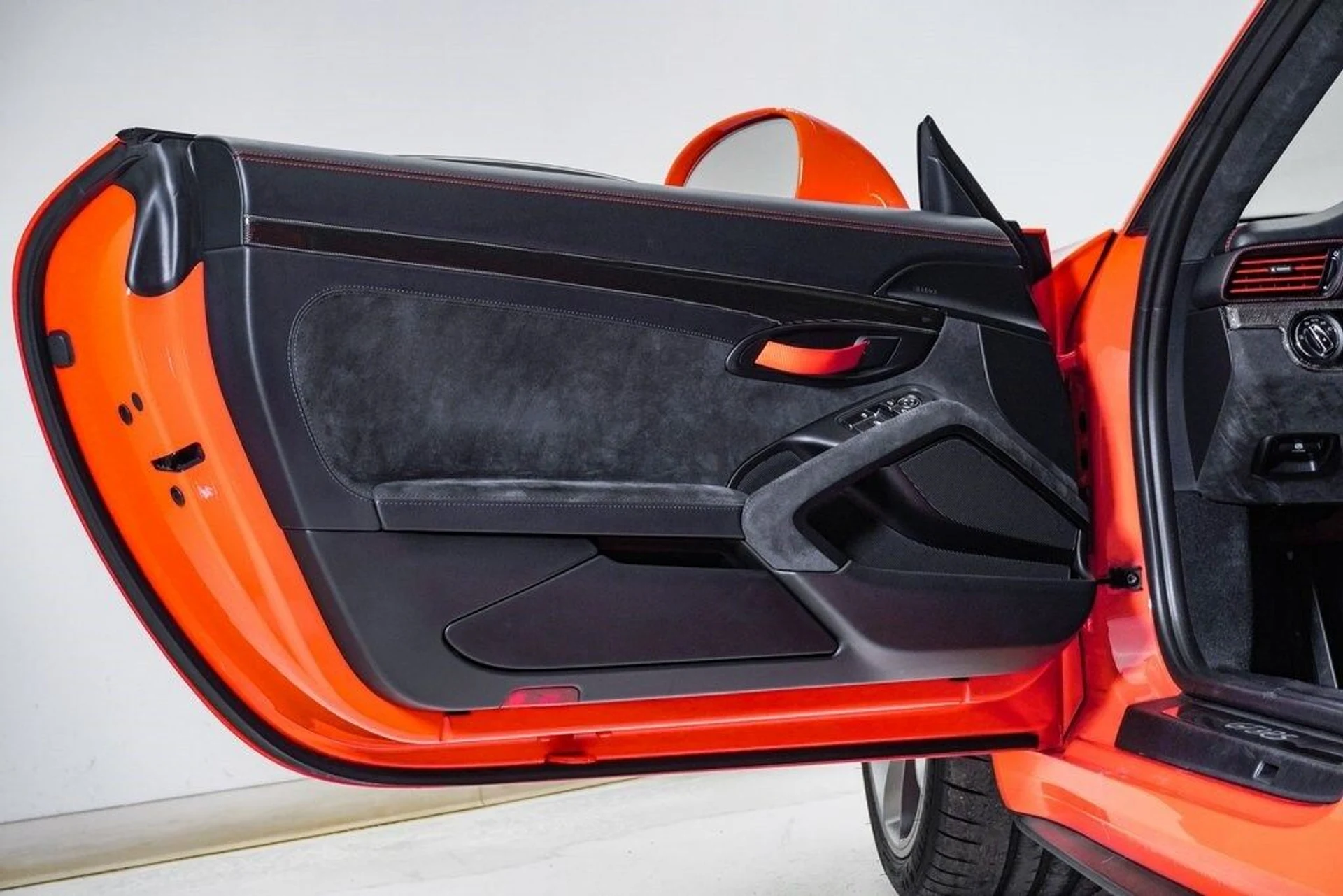 mph031_3202688184_805c2576d379d79cebea2ed456be20c7x_4bd851f22f