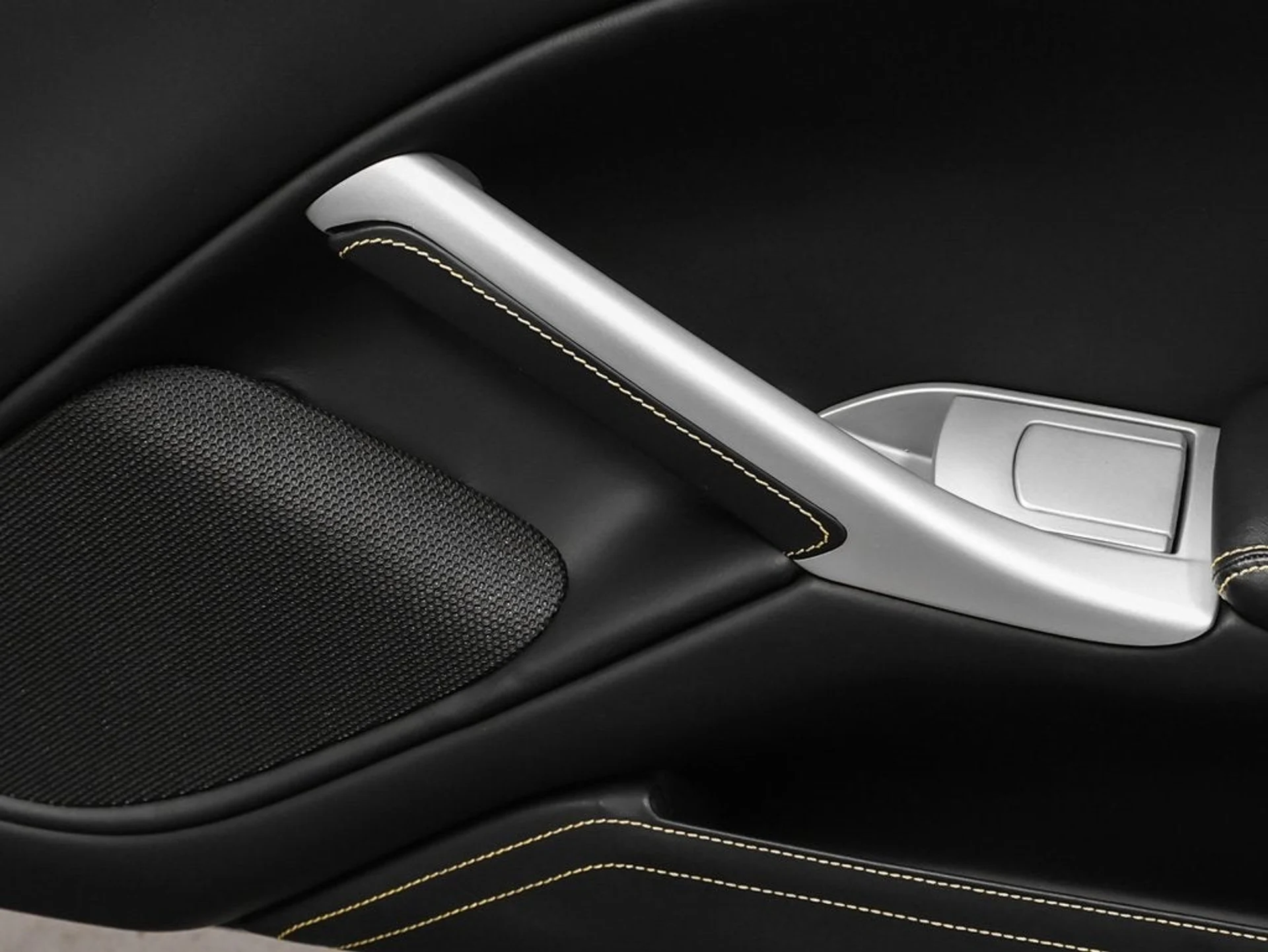 mph031_3204976943_32_9c379b4e7a