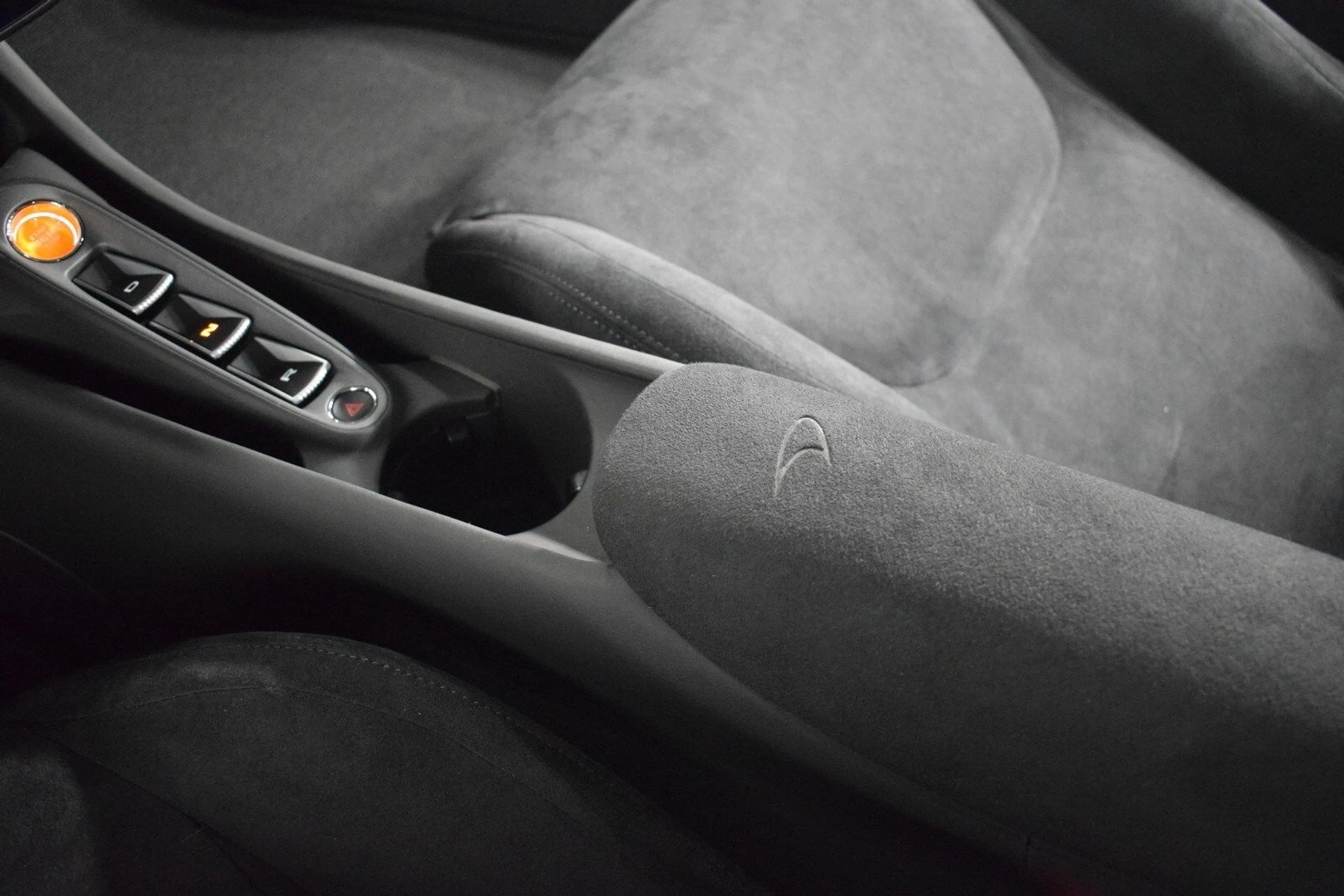 mph031_3206543693_99343ac6fb4bfc1ae44e5838c3e448dcx_ccae4c5a46