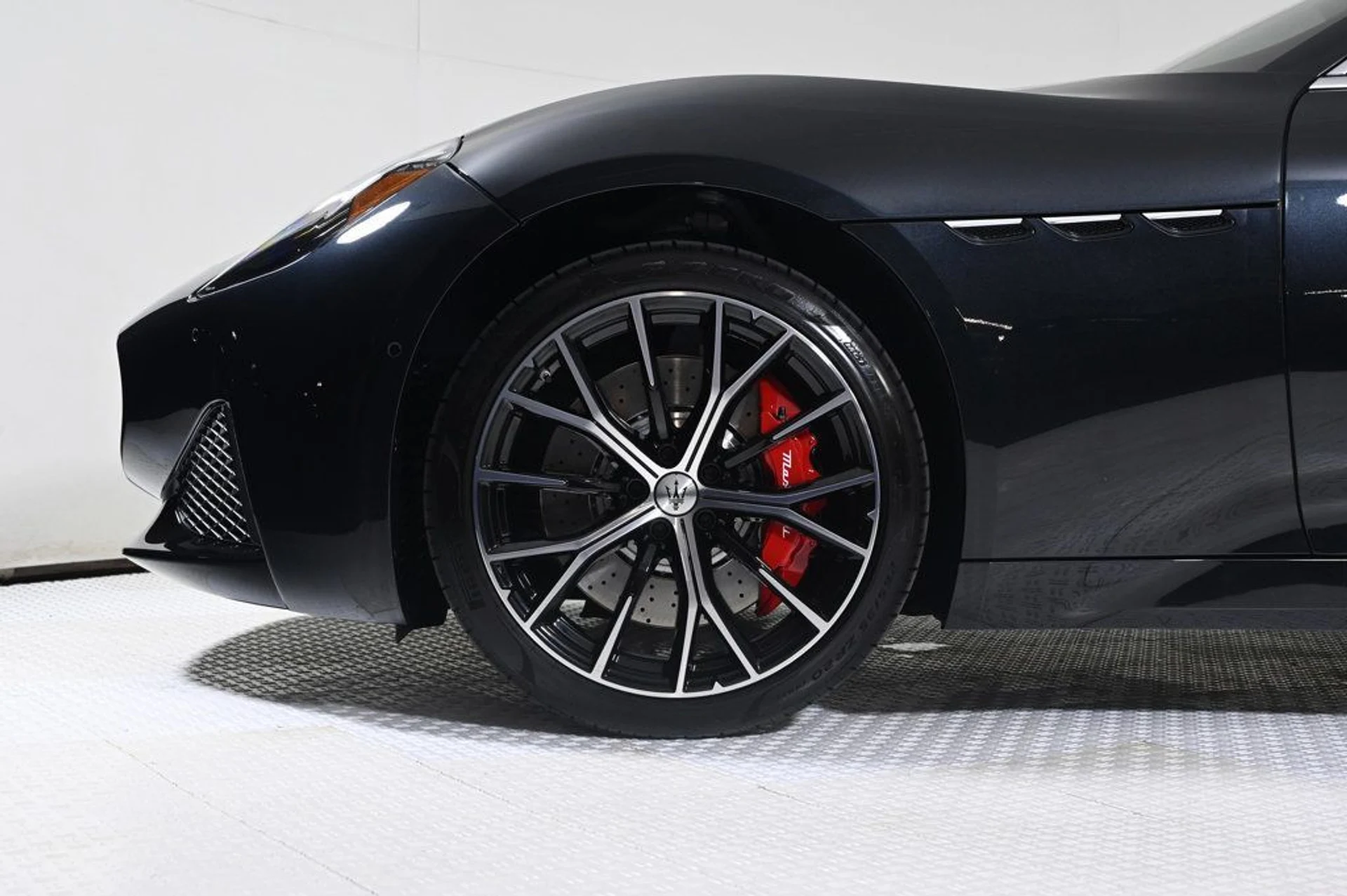 mph031_3210296881_new_2026_maserati_grancabrio_convertible_11350_22991878_32_1024_6f9cc20884