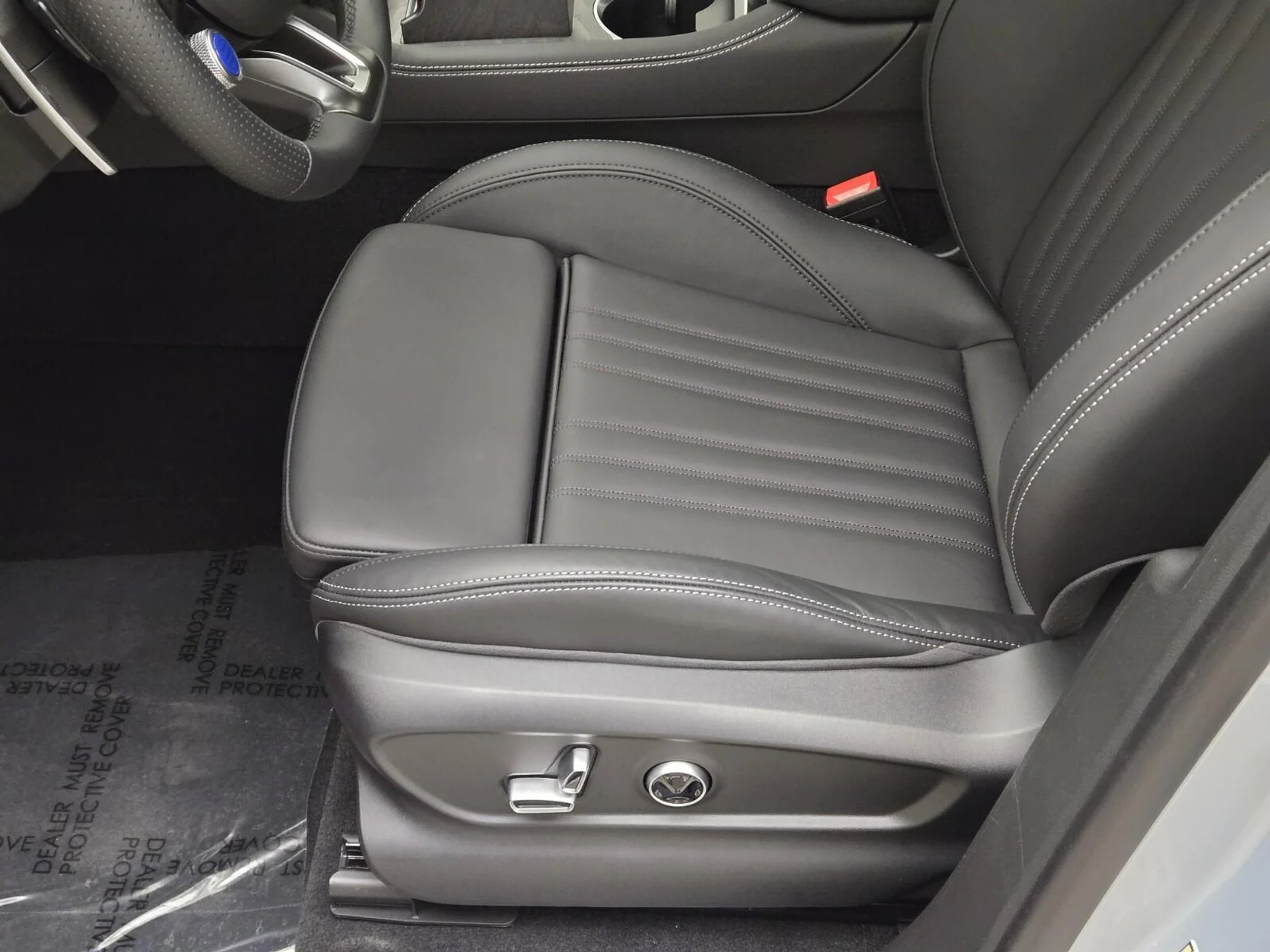 mph031_3212026278_New_2025_Maserati_Grecale_Modena_1772000200_001b791c16