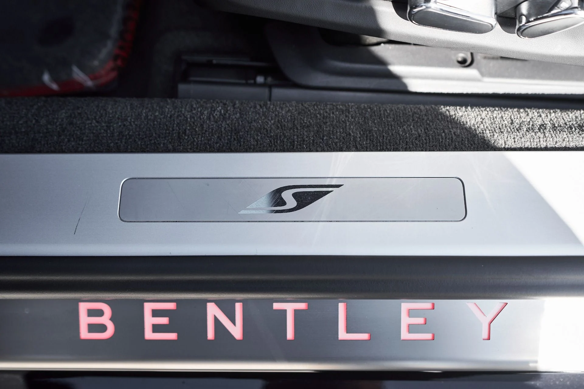 mph031_3213321956_Used_2023_Bentley_Continental_GT_V8_S_1763084152_f416f6680a