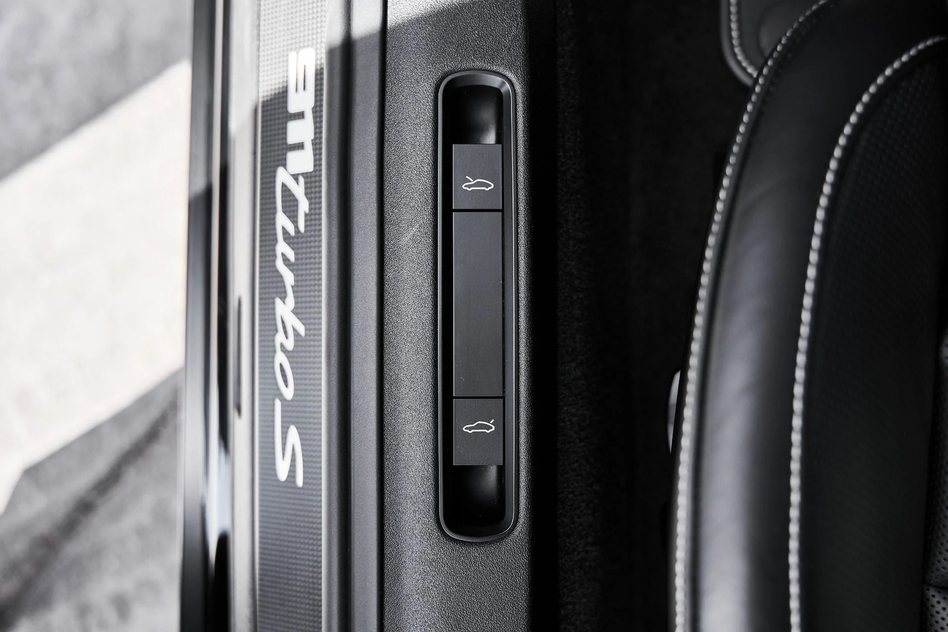 mph031_3215120313_Used_2024_Porsche_911_Turbo_S_1774640235_d24607828d