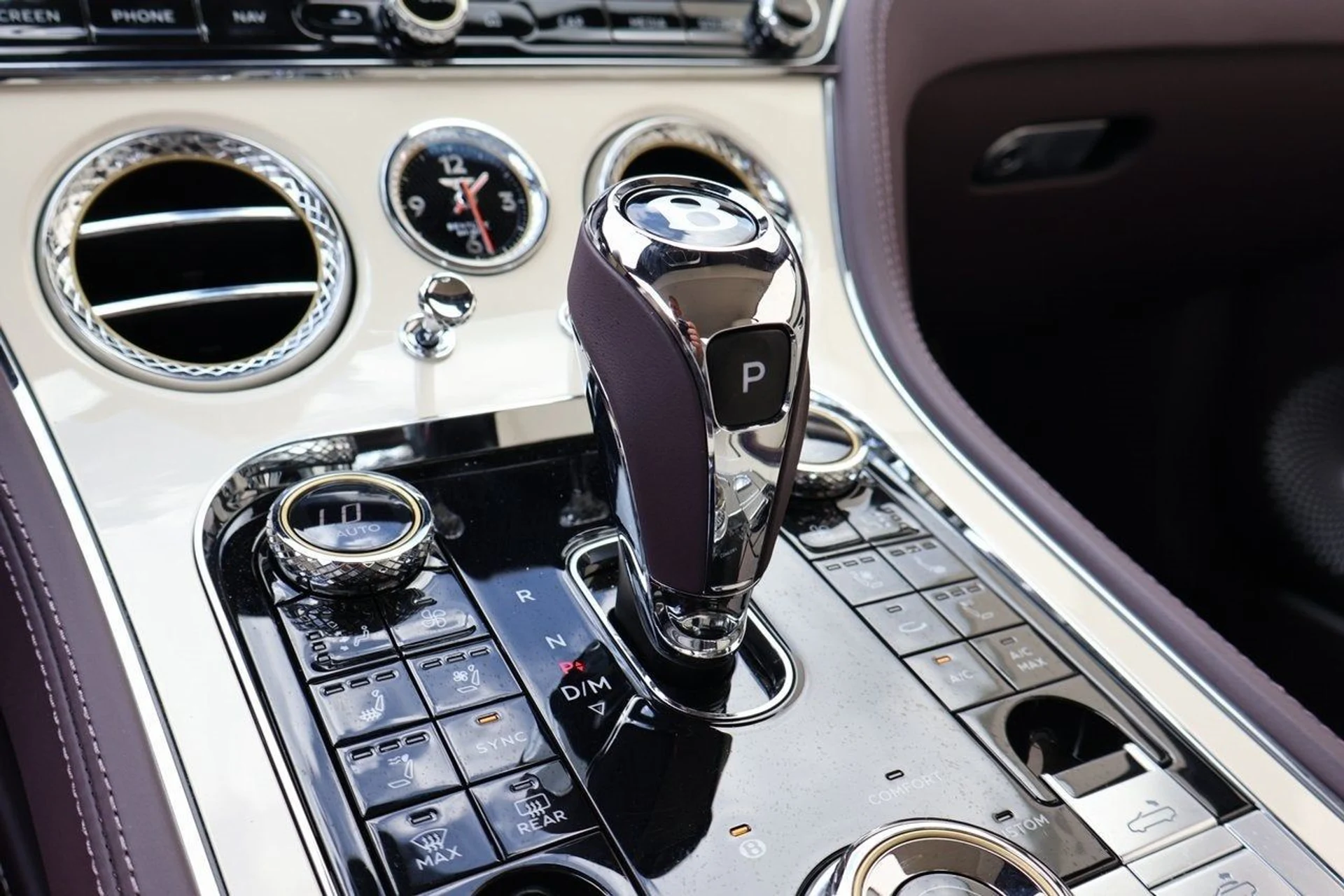 mph031_3218447310_32_10661e0940