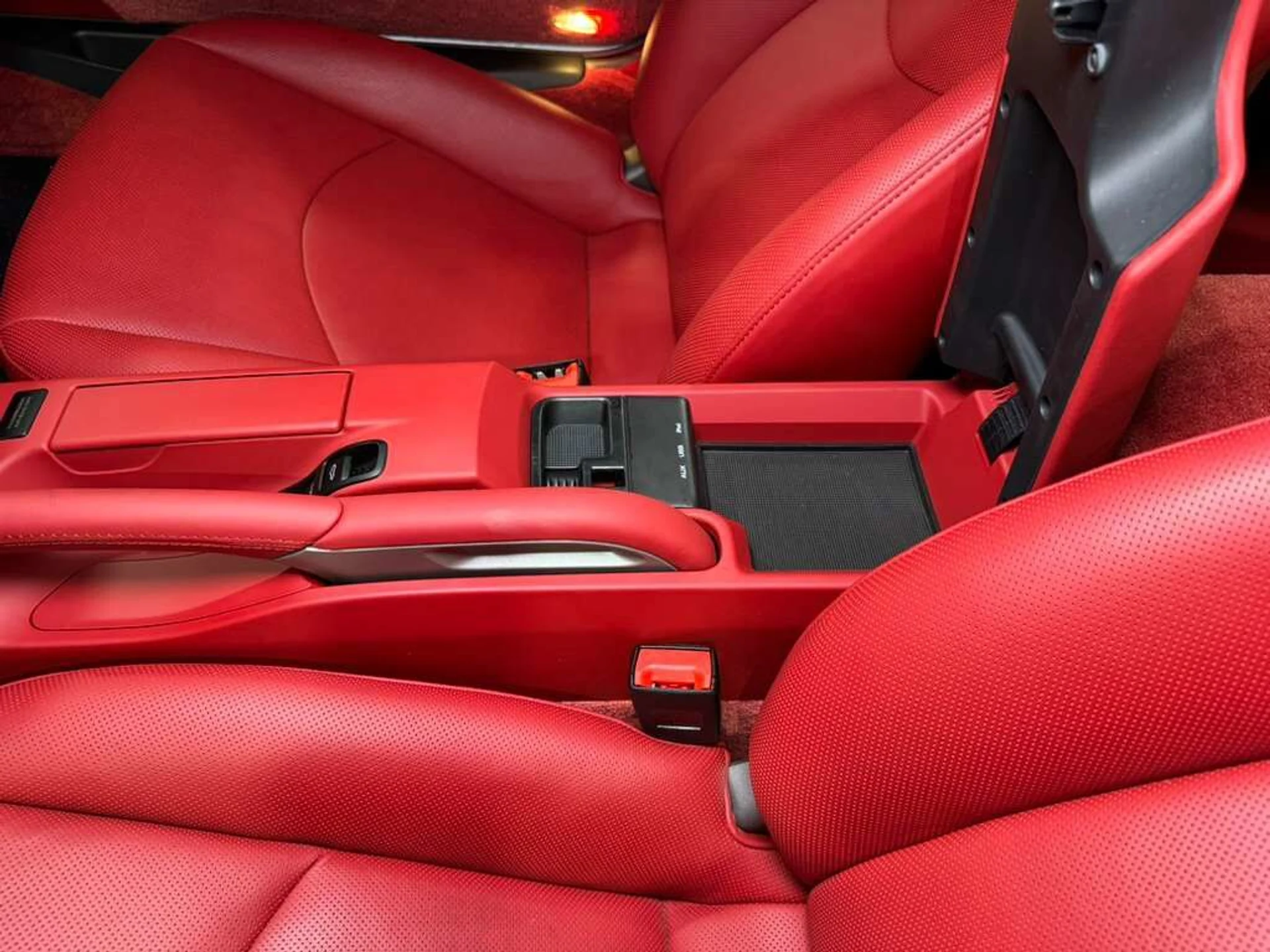 mph031_321978571_1acc8fd767e20dab236b11d7ac078c10_c3b9ace96a