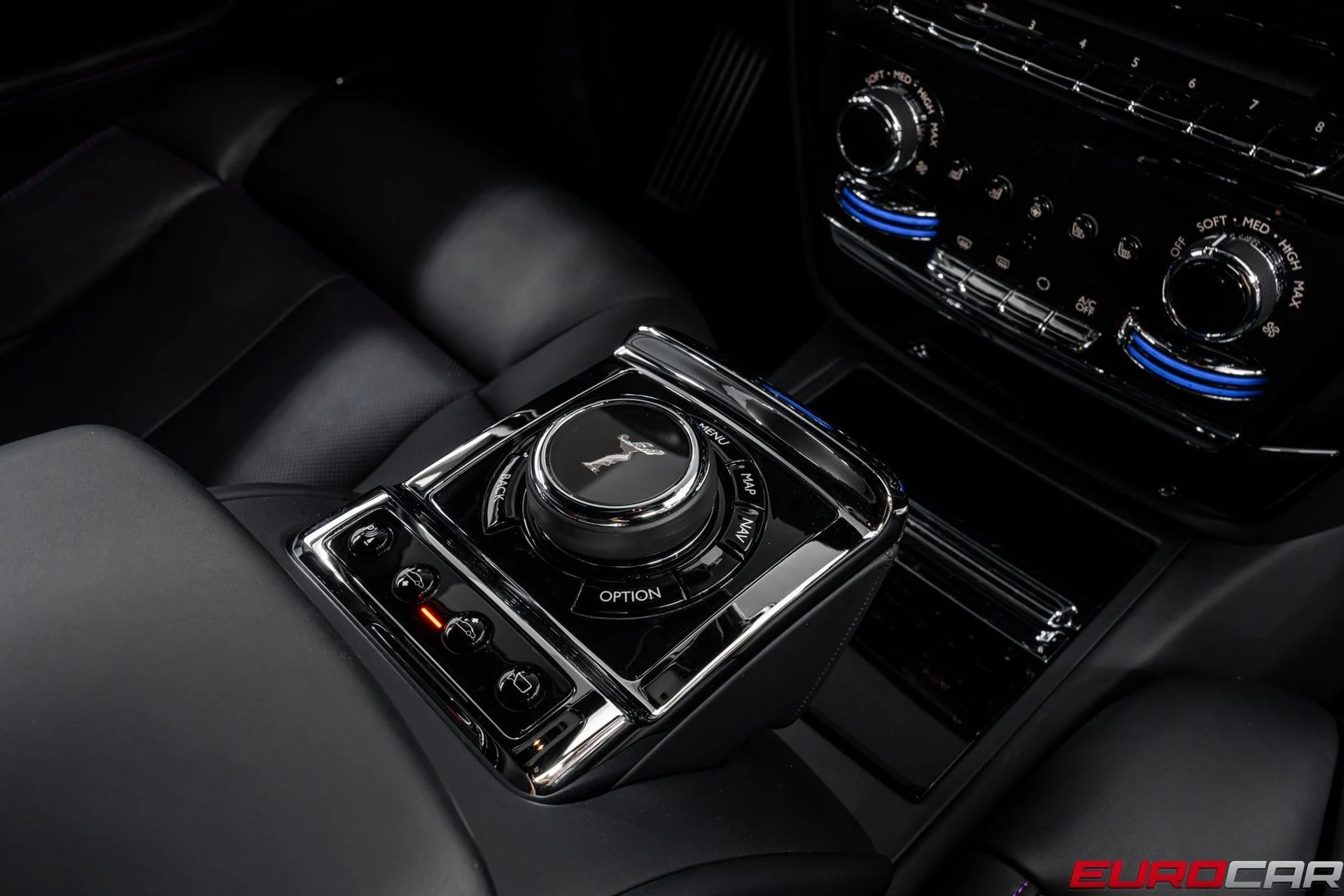 mph031_3226802084_image_32_b26cd598da