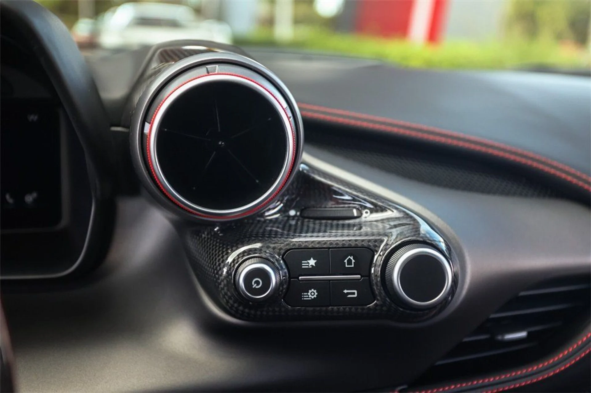 mph031_3233271662_124889193173af41e6e92ffc06c3f756_aebc35da6c