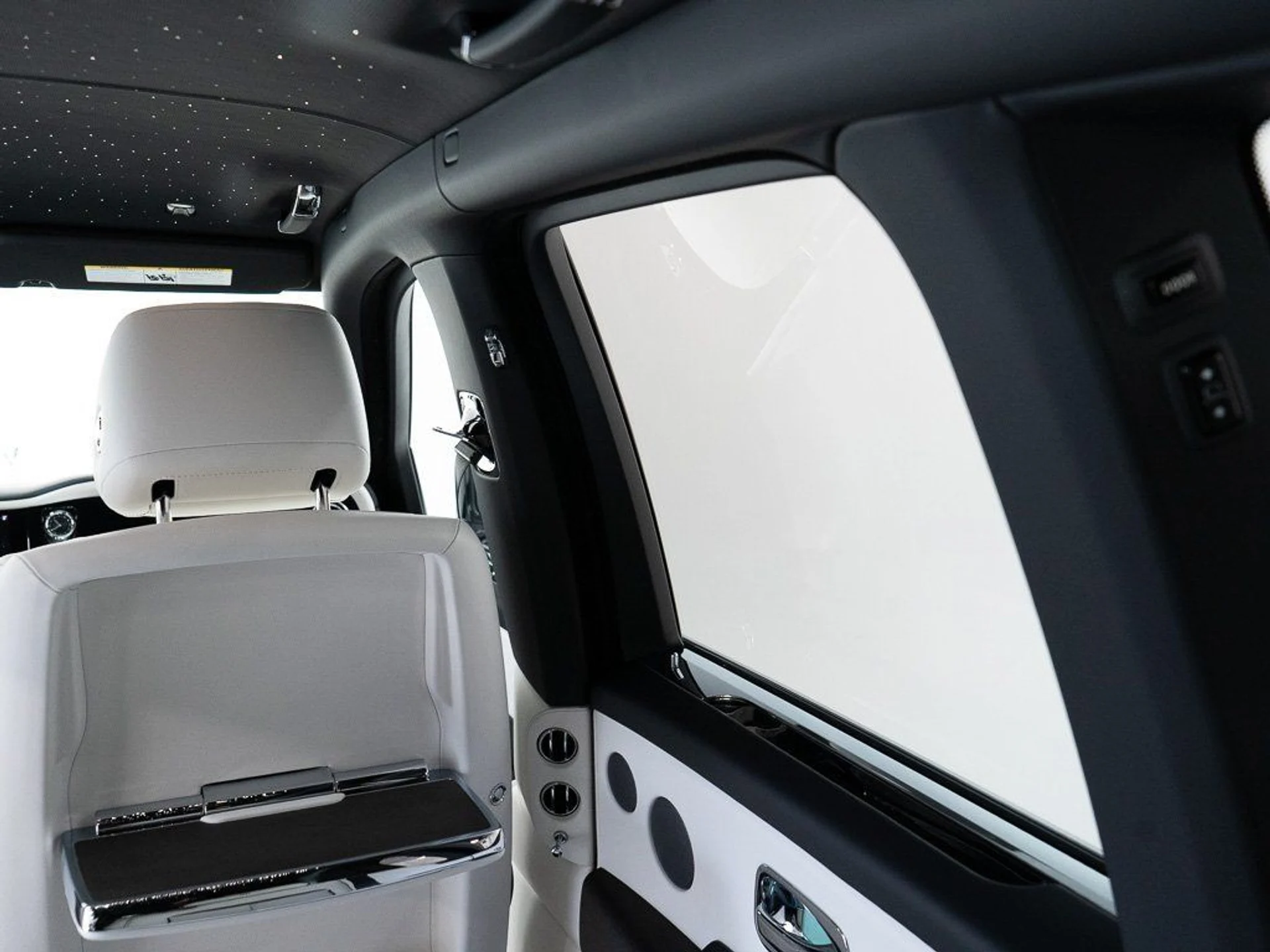 mph031_3239016053_cd0199f76cf91a94c7d50fdc8d7bd14c_fcc209b647