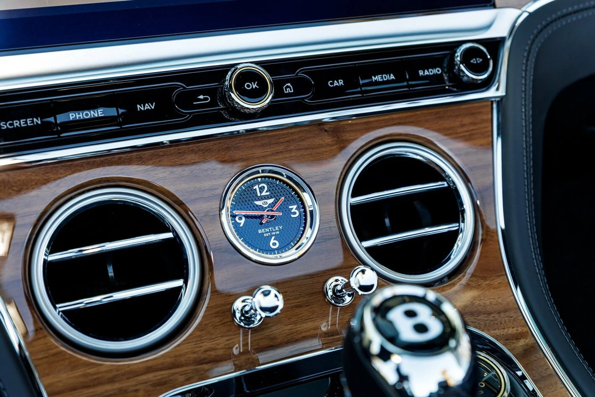 mph031_3239080857_a1eb8167a0de38b13bc67d264476841ax_4fbc47fdf8