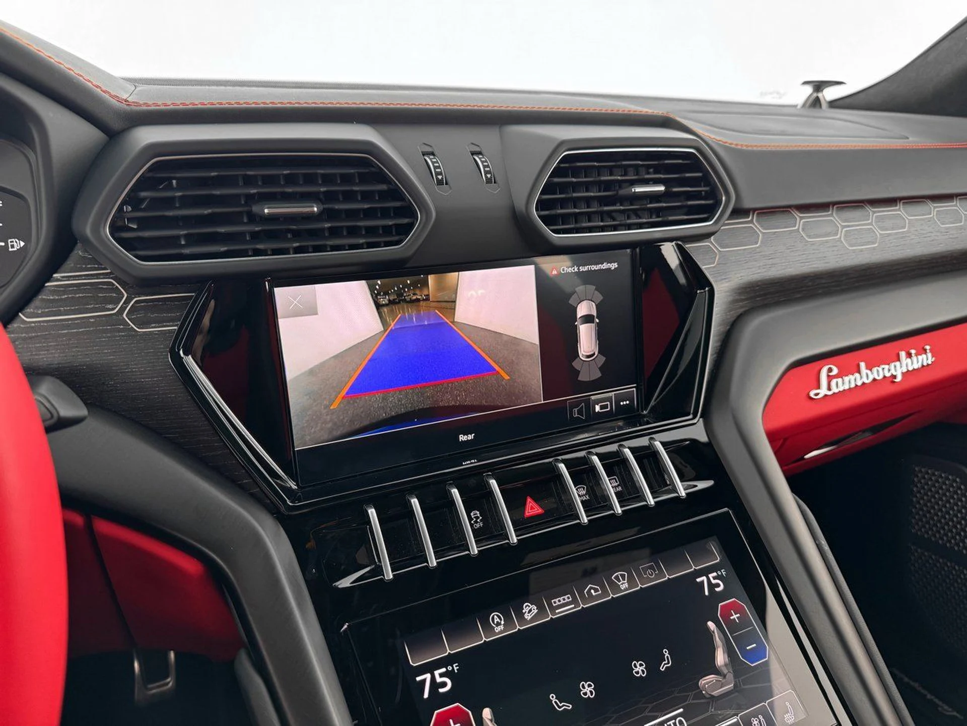 mph031_3239433942_6d519ed6dd9ad6360737c84bfbfb425ax_5b6dd125f6