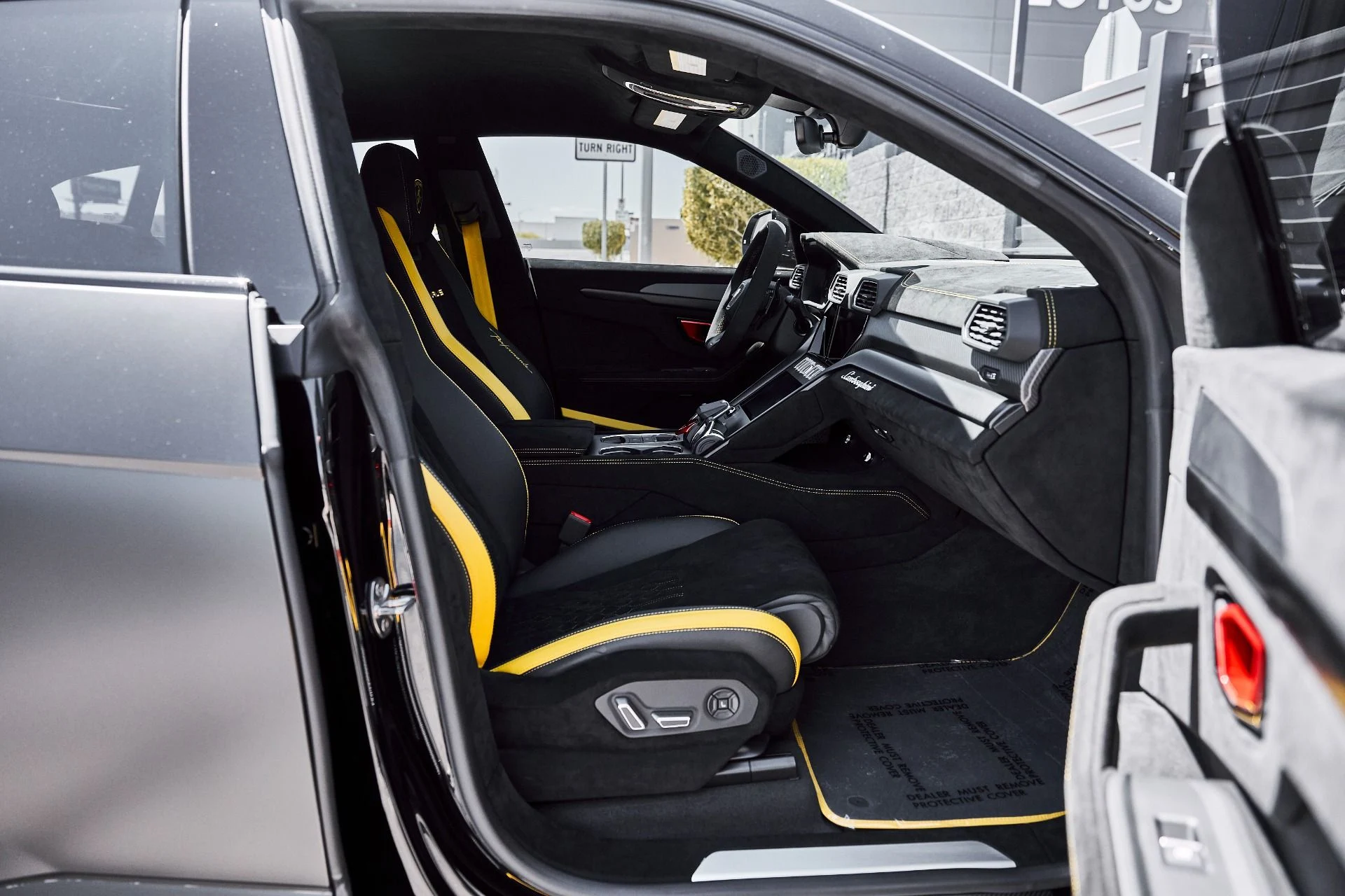mph031_3245561588_Used_2024_Lamborghini_Urus_Performante_1778116996_7926cbfef8