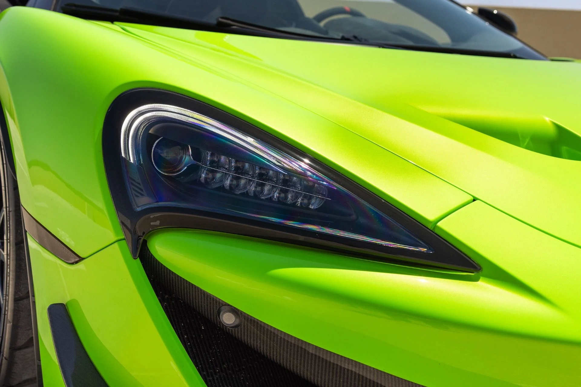 mph031_3246683038_Used_2020_Mc_Laren_620_R_1783549747_ef978029f0