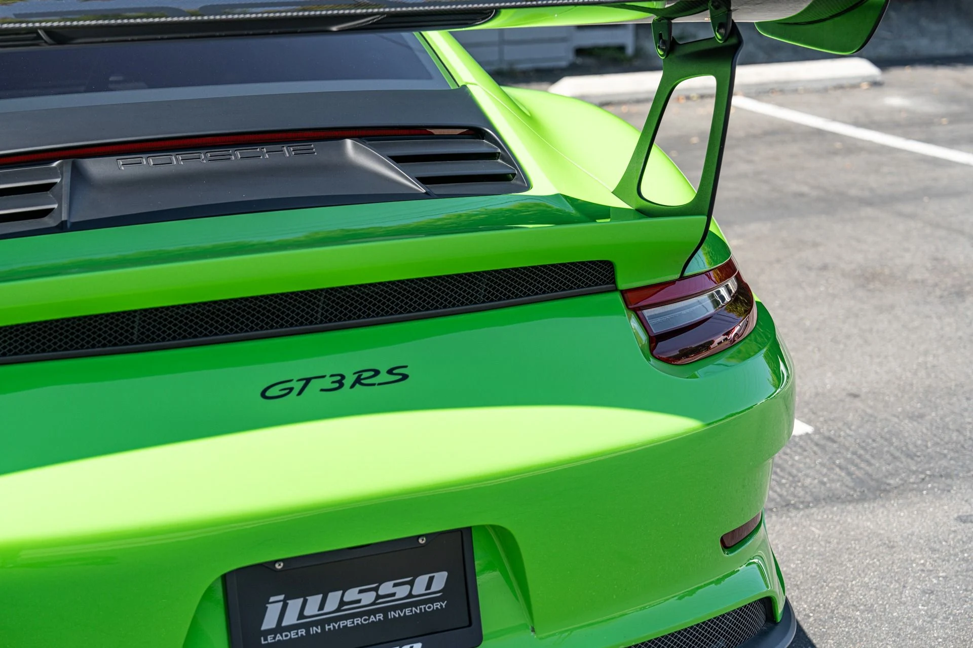 mph031_3251212558_Used_2019_Porsche_911_GT_3_RS_1754072817_2c9be27e1f