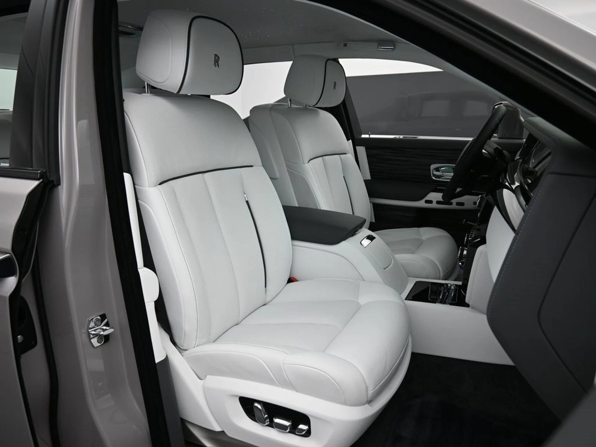 mph031_3258737103_e75e40aff1368db5dc71030297241809_edffd080df