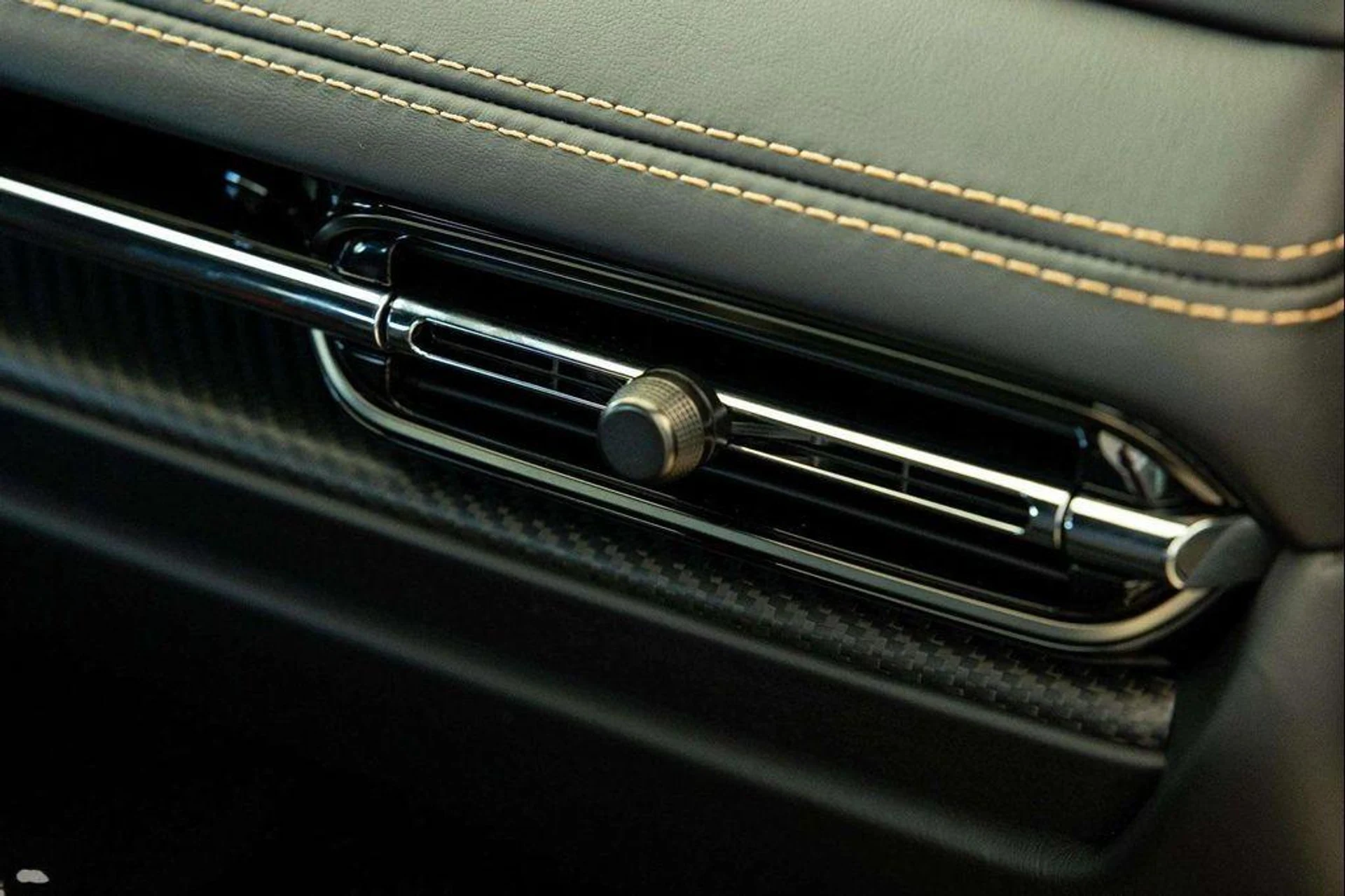 mph031_3266301737_hg5_WI_s_r_L64_lcld_O_Dx_j818y_Q_3bad6bfea6