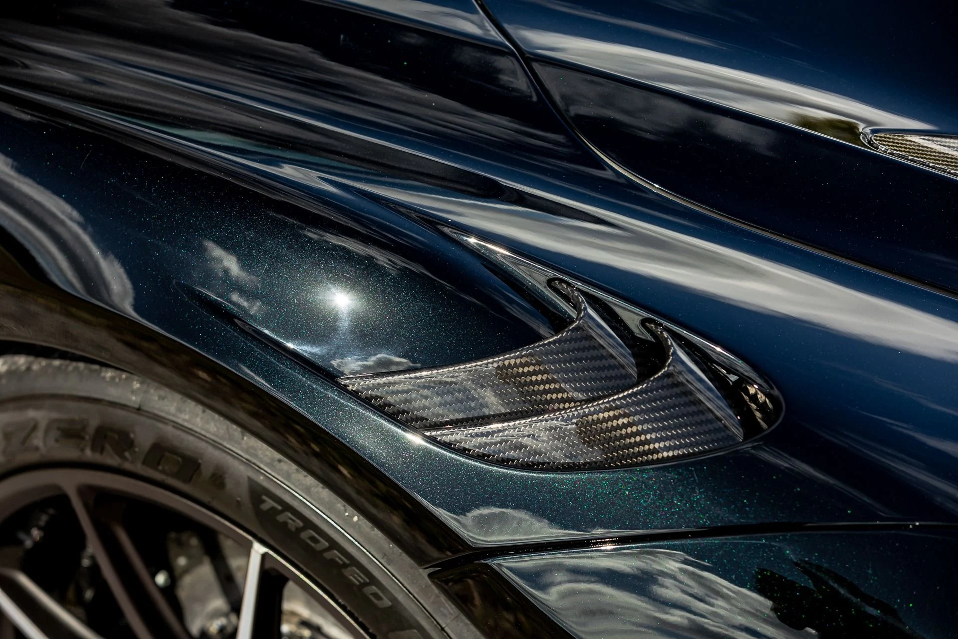 mph031_3266555743_306_p32_l_3fc29e9322