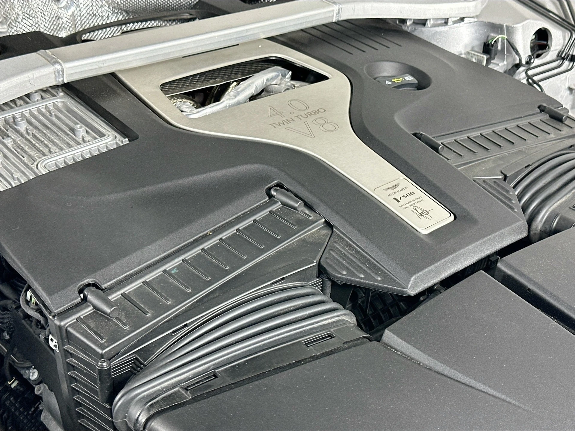 mph031_3268888896_32_7096e89d7e