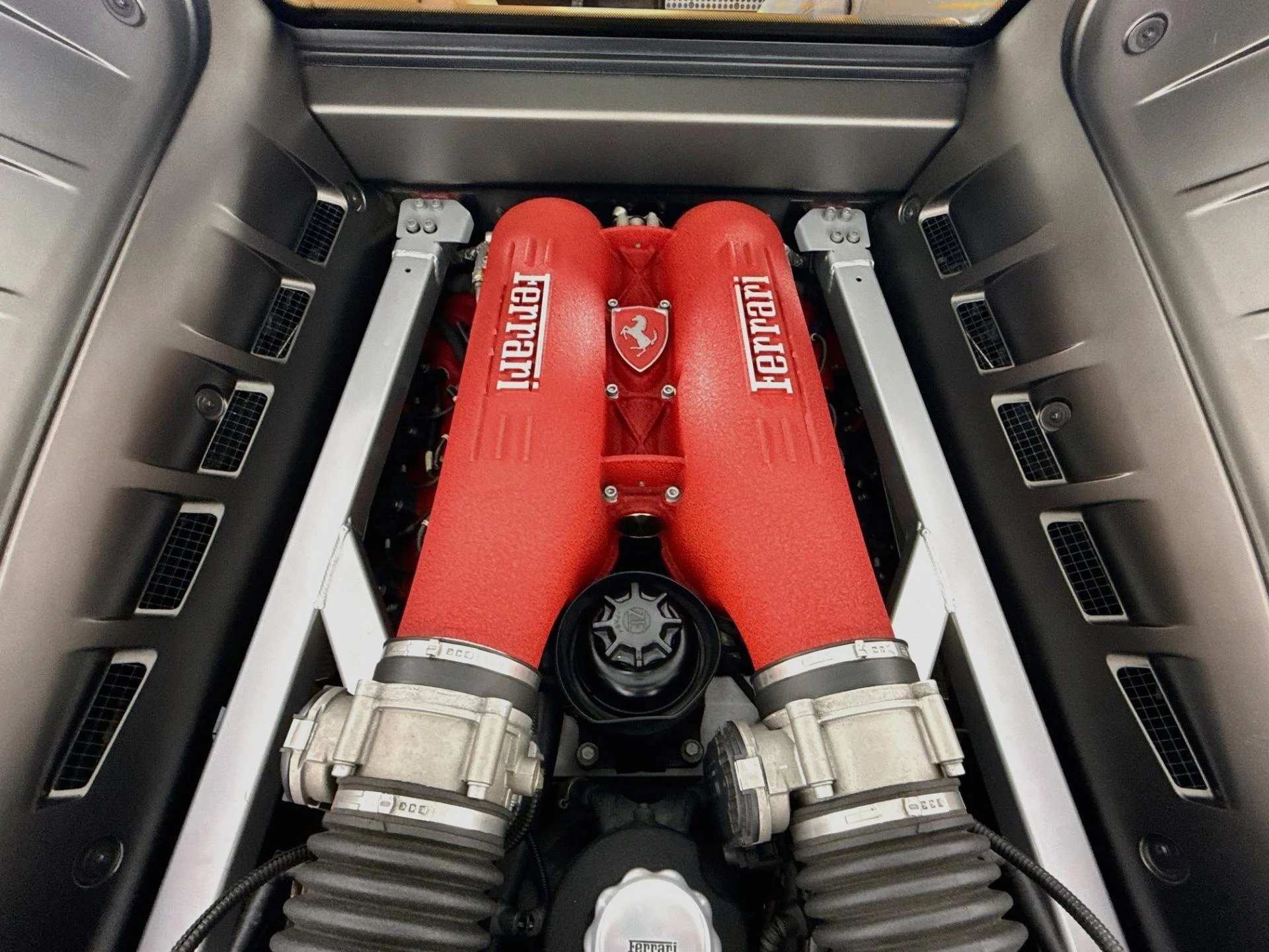 mph031_3280541896_Used_2005_Ferrari_F430_1785792581_e3c483362e