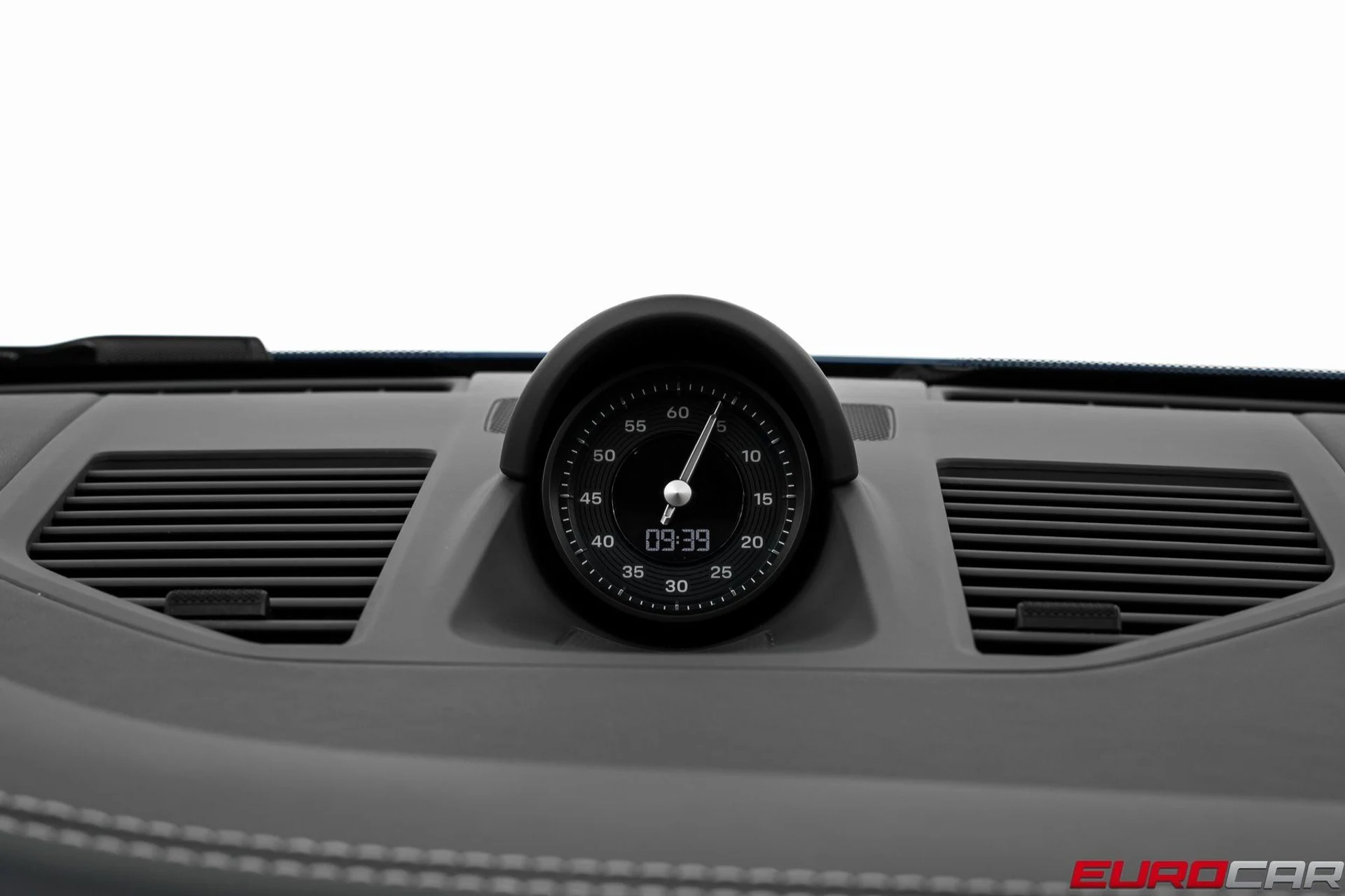 mph031_3280835960_image_32_b4abfe64cd