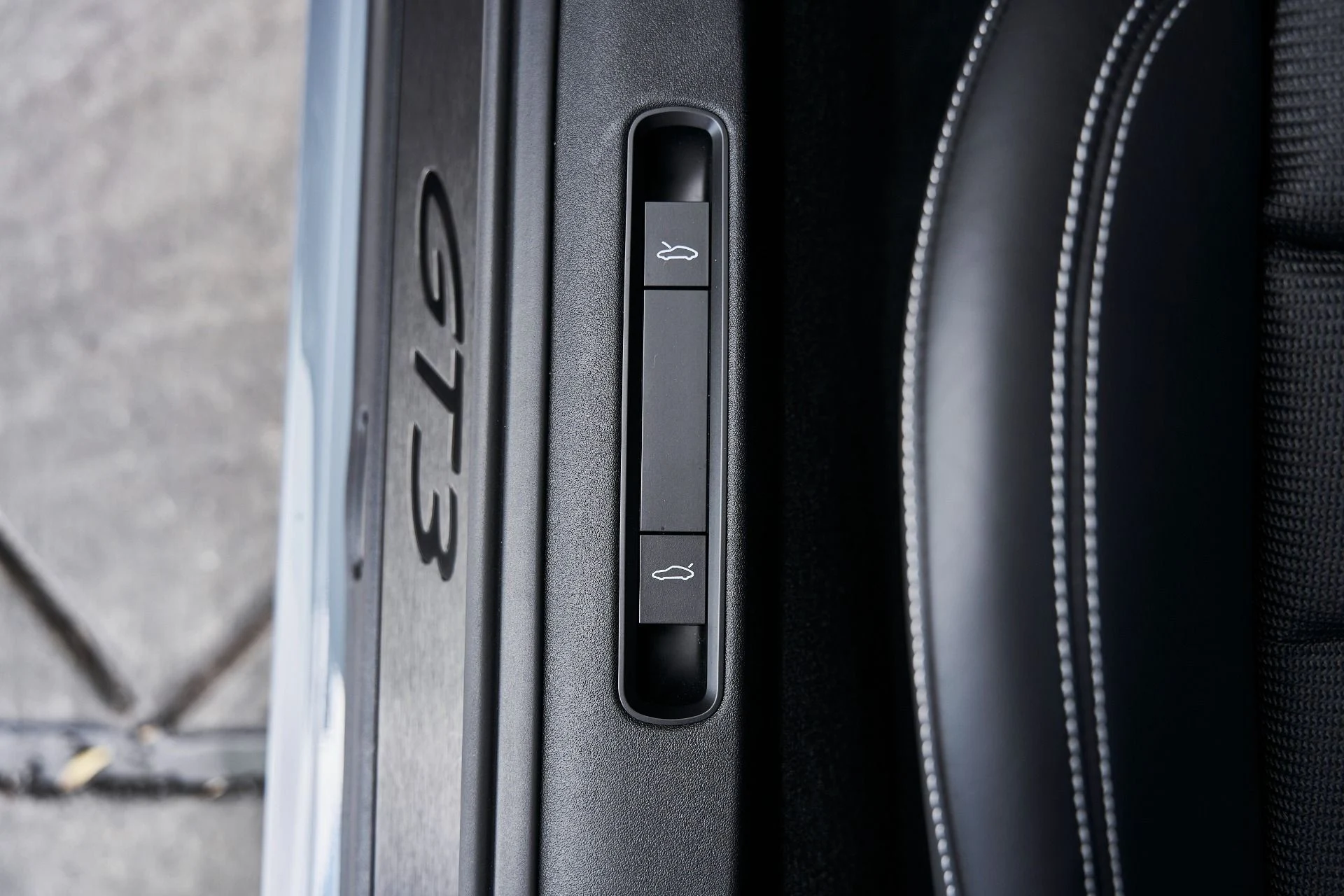 mph031_3281988302_Used_2023_Porsche_911_GT_3_1771295173_351602a18c