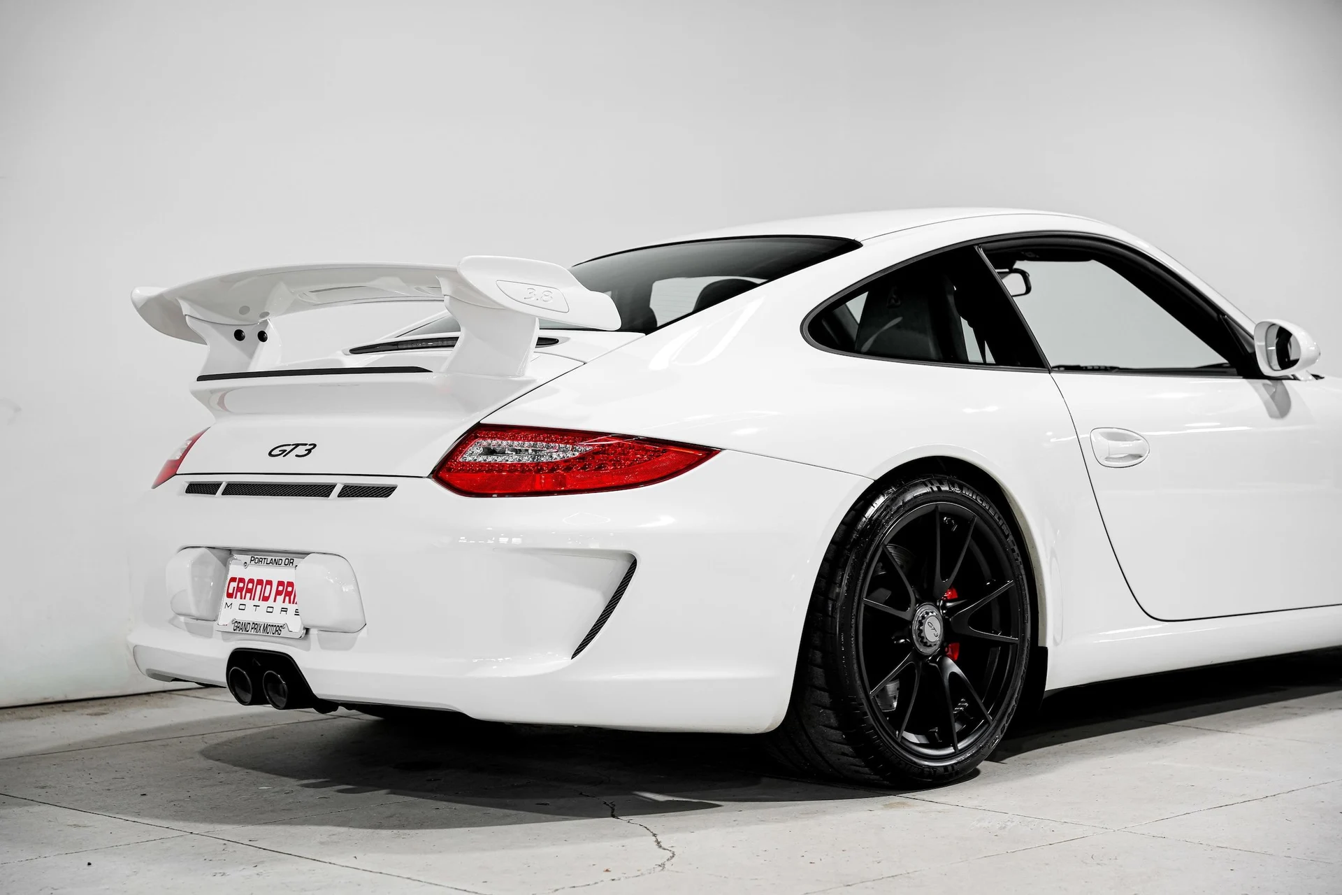 mph031_3286513856_80a4ea4046e541bcc39a3553f3edab16x_640b2bea13