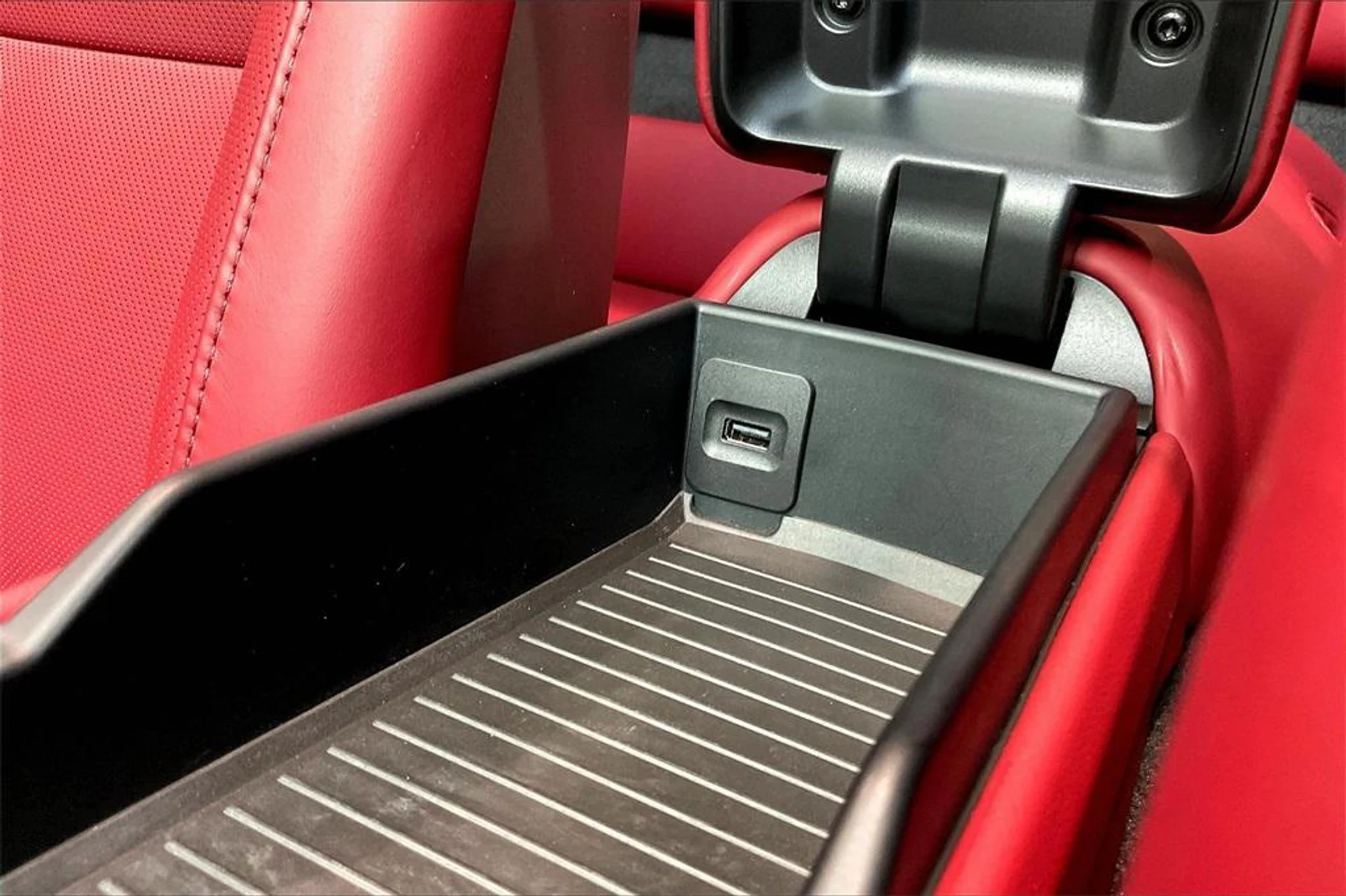 mph031_3287777659_7kzq_Ozd_W_Ua8pv_Usx_i19i0hl_G9k_6d662340cf