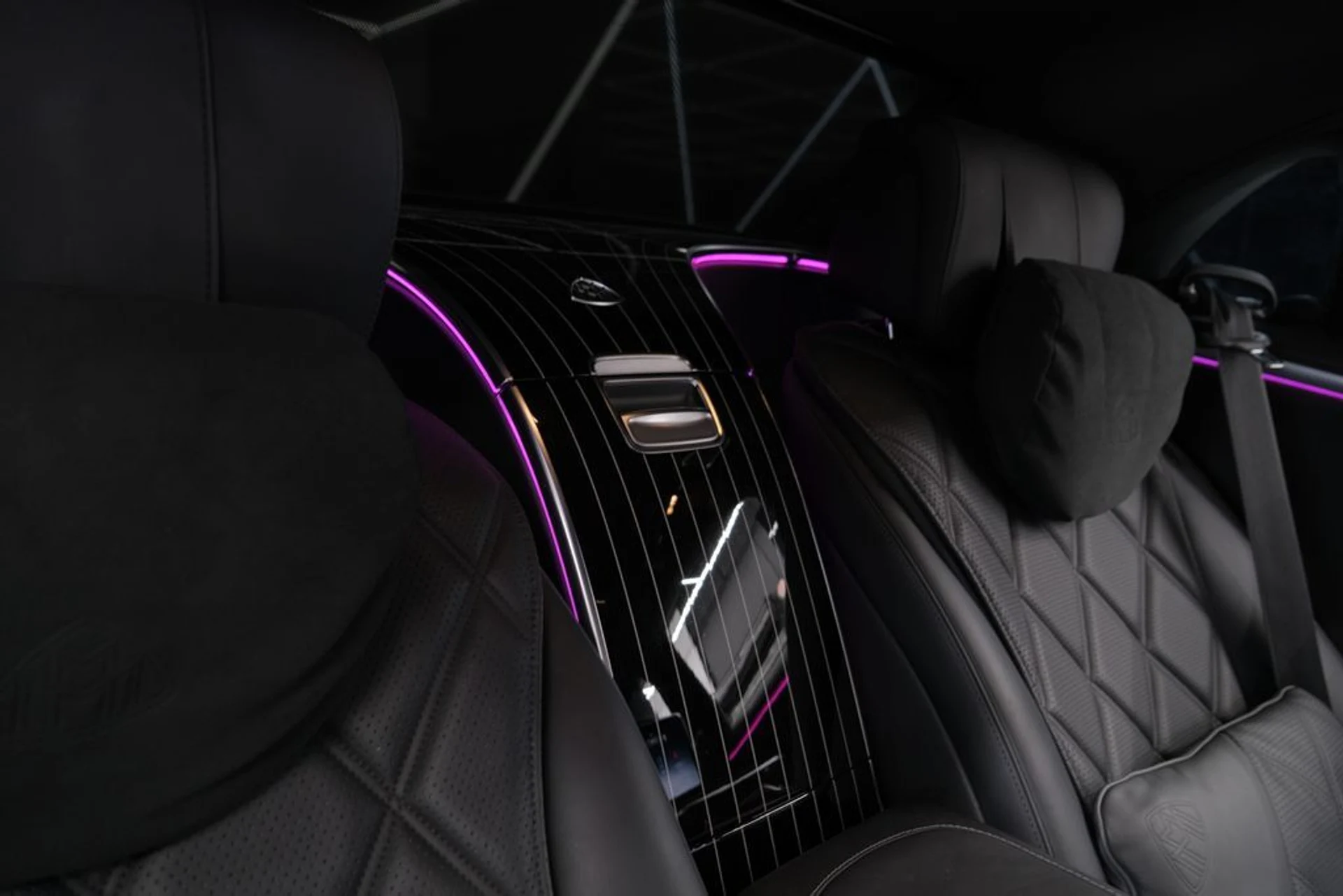 mph031_3292768027_b27691f0134abe041a050f44d1549555_d4f61949df