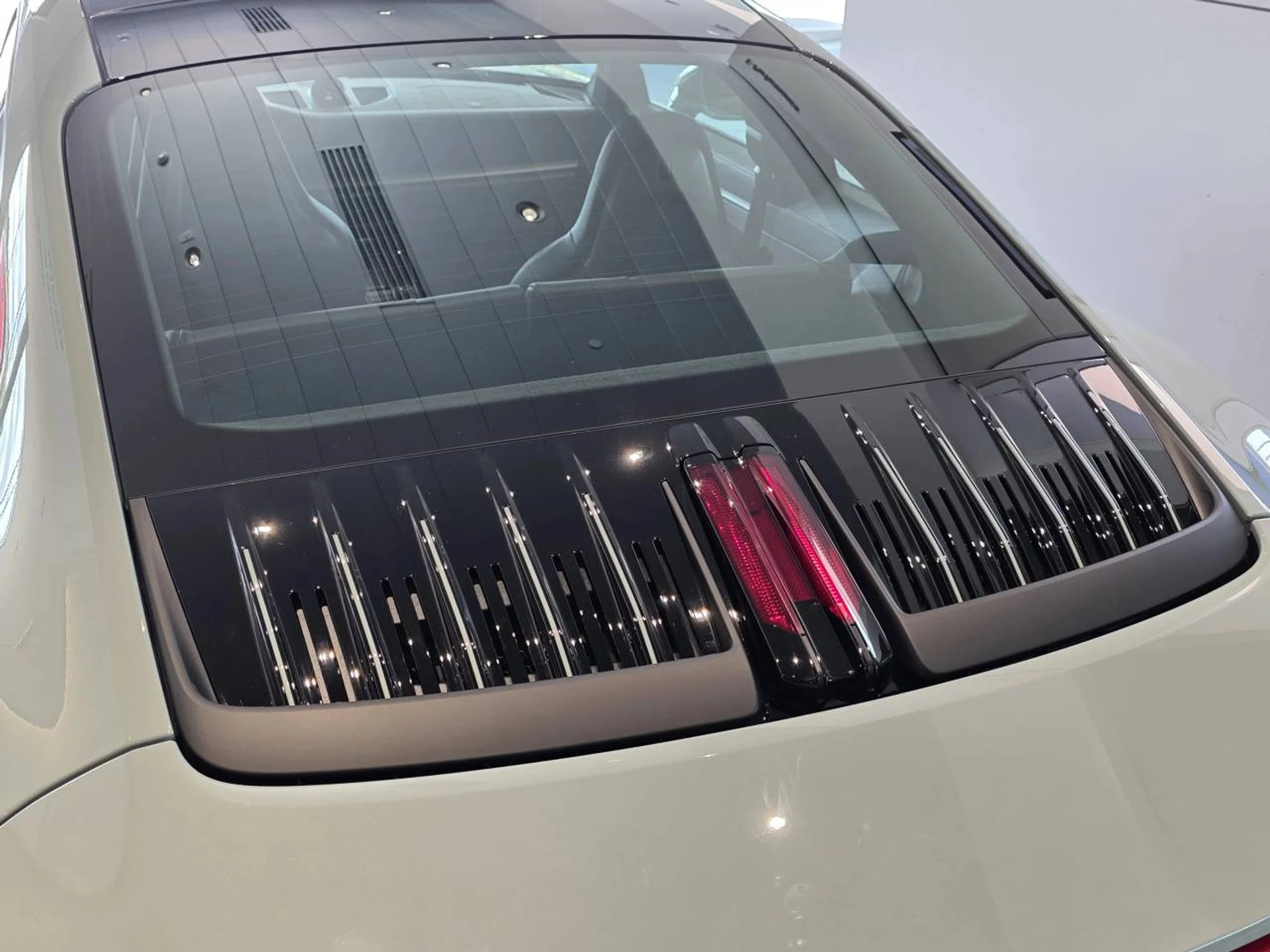 mph031_3296210699_1280_2ea11e195d