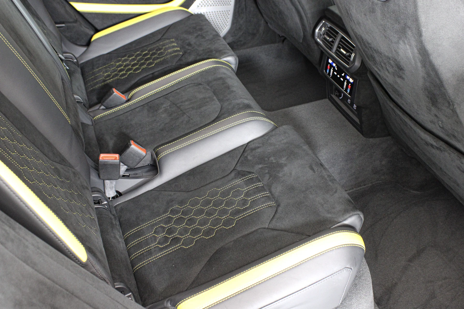 mph031_3307984328_226e66abea17e58bef1d43109a46ca90_bf66020e54