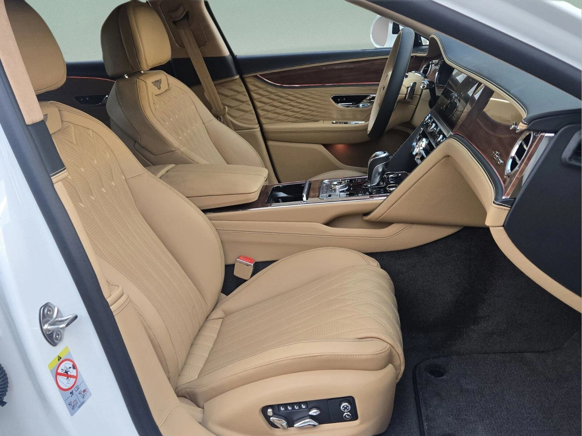 mph031_3308051845_0fa0d1b9b723ebc6a9bb63f0549db247x_e99536884d