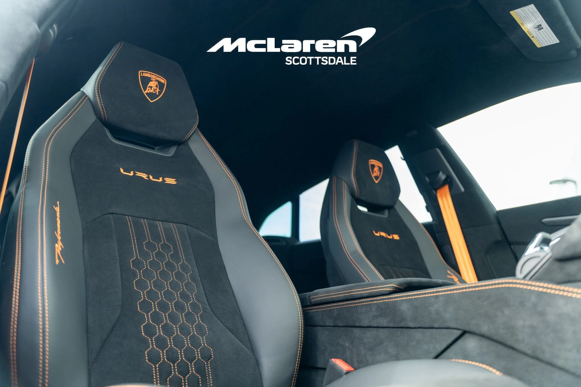 mph031_3310183776_Used_2024_LAMBORGHINI_URUS_Performante_1764564221_25d28c871c