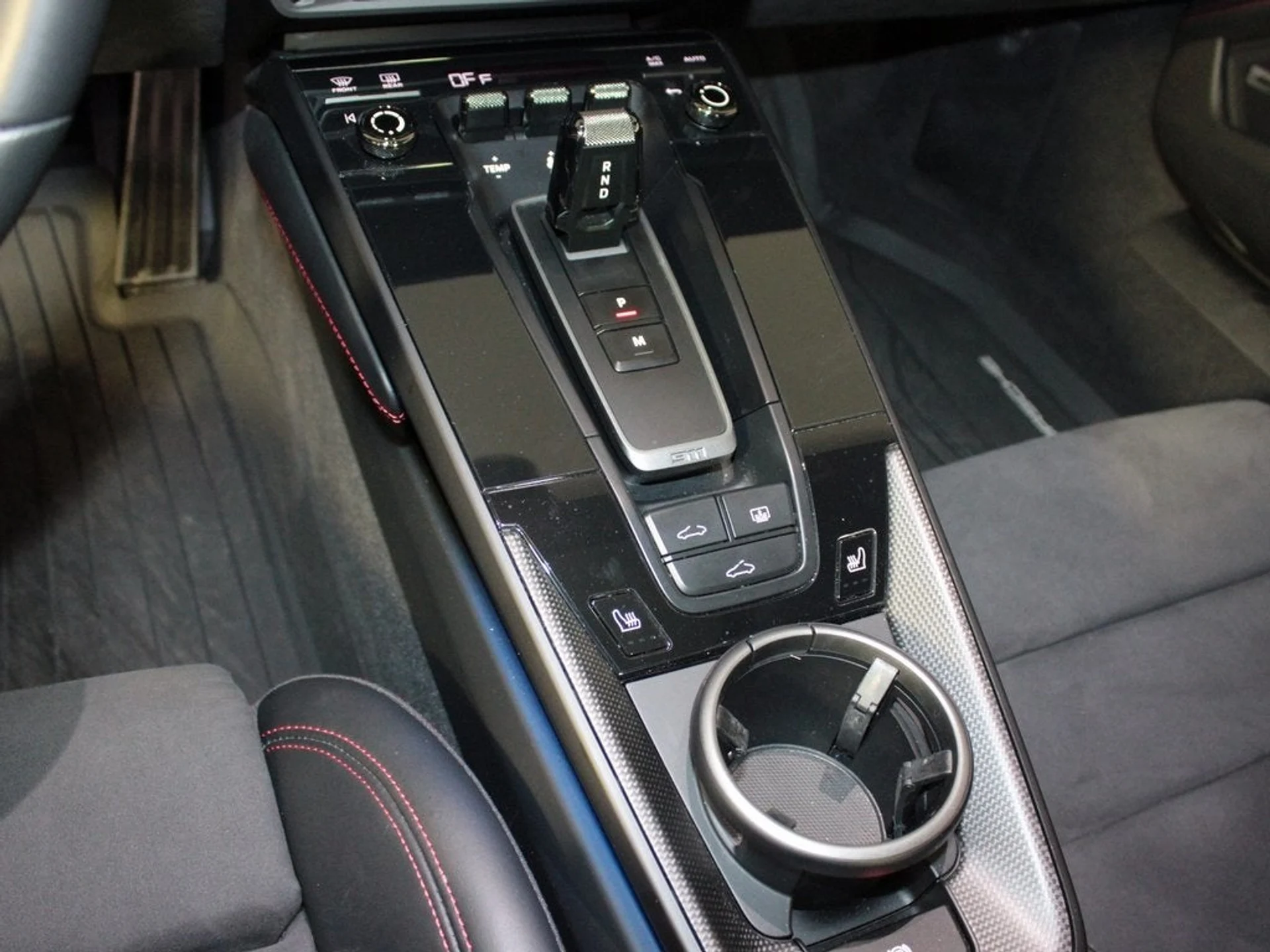 mph031_3312490221_32_f909a11851