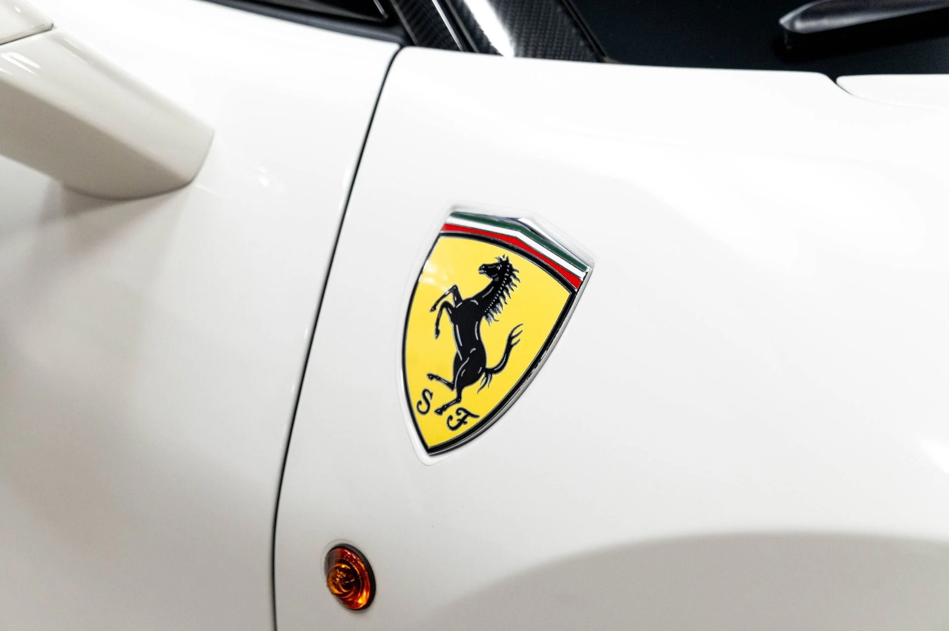 mph031_332209857_Used_2016_Ferrari_488_GTB_1783363377_de0f4ea485