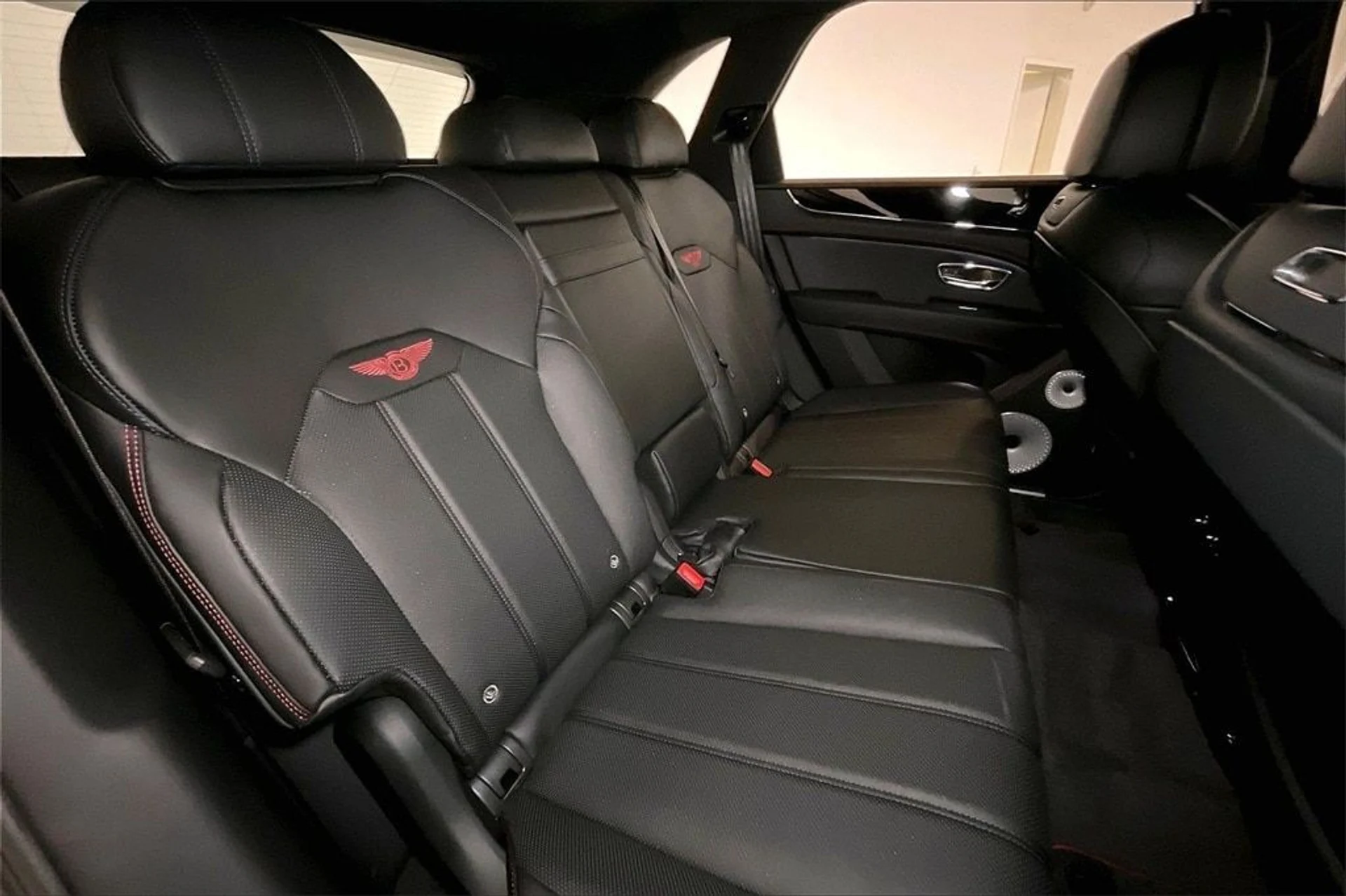 mph031_3324063888_522a4f50f47f3dd310cb11f3ef832a11x_758517e55c